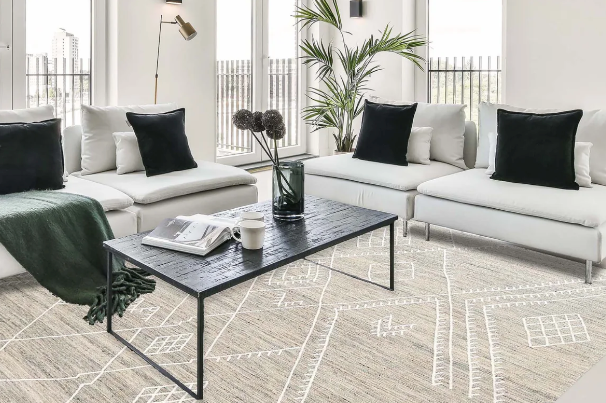 Enhance Your Living Space: A Comprehensive Guide to Choosing the Right Flatweave Rug for Your Home
