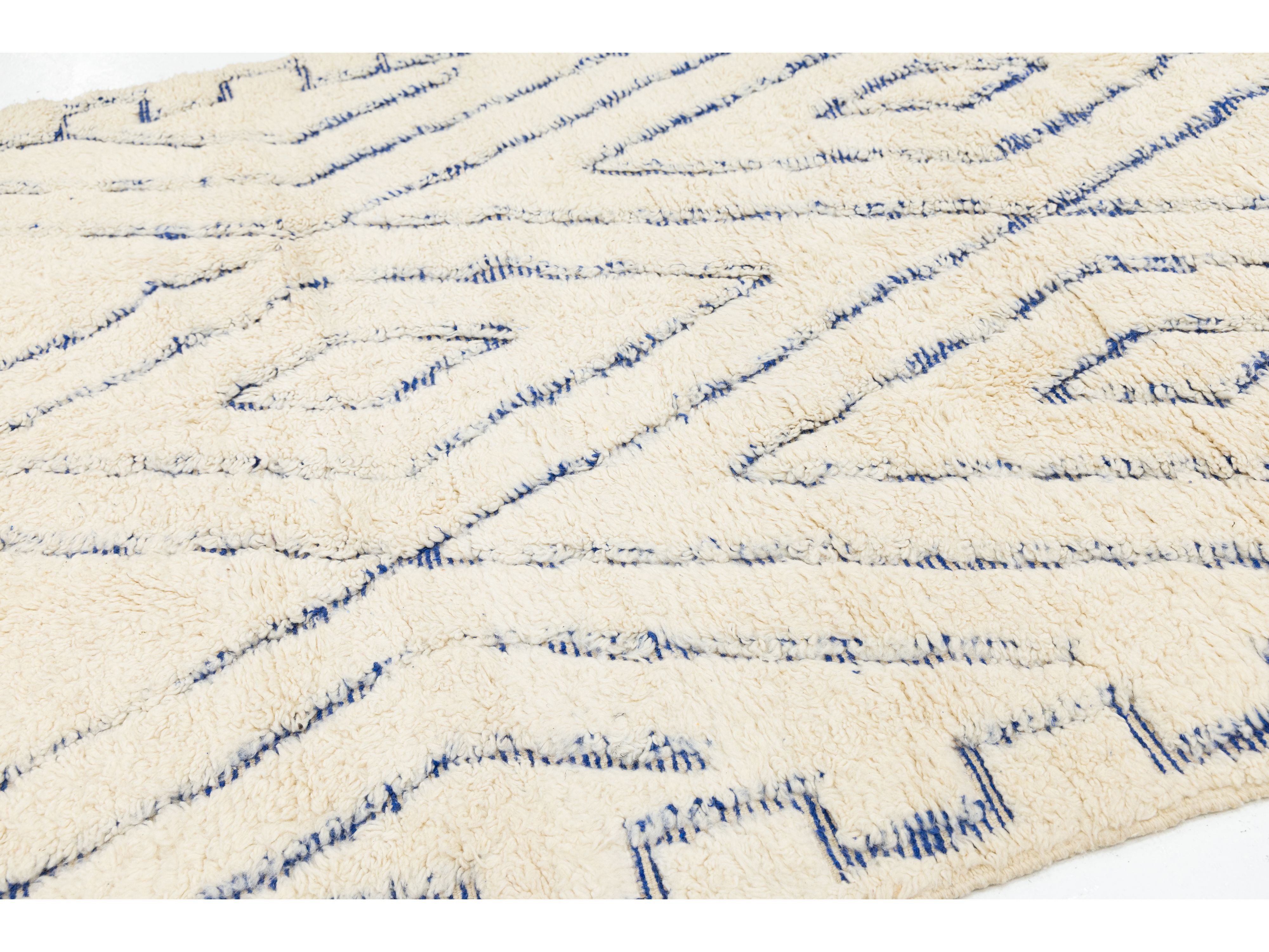 Modern Moroccan Wool Rug 7 X 10