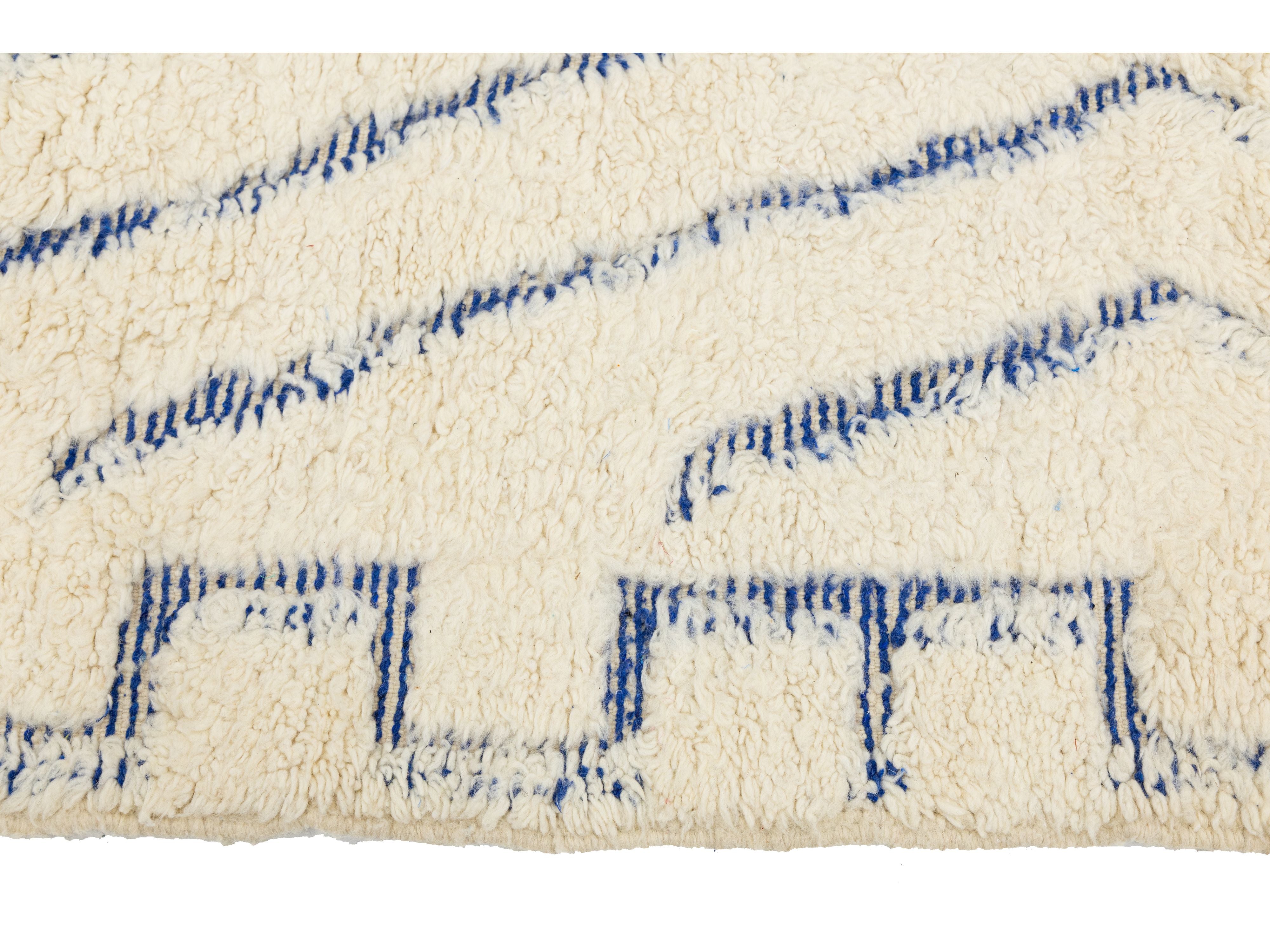 Modern Moroccan Wool Rug 7 X 10