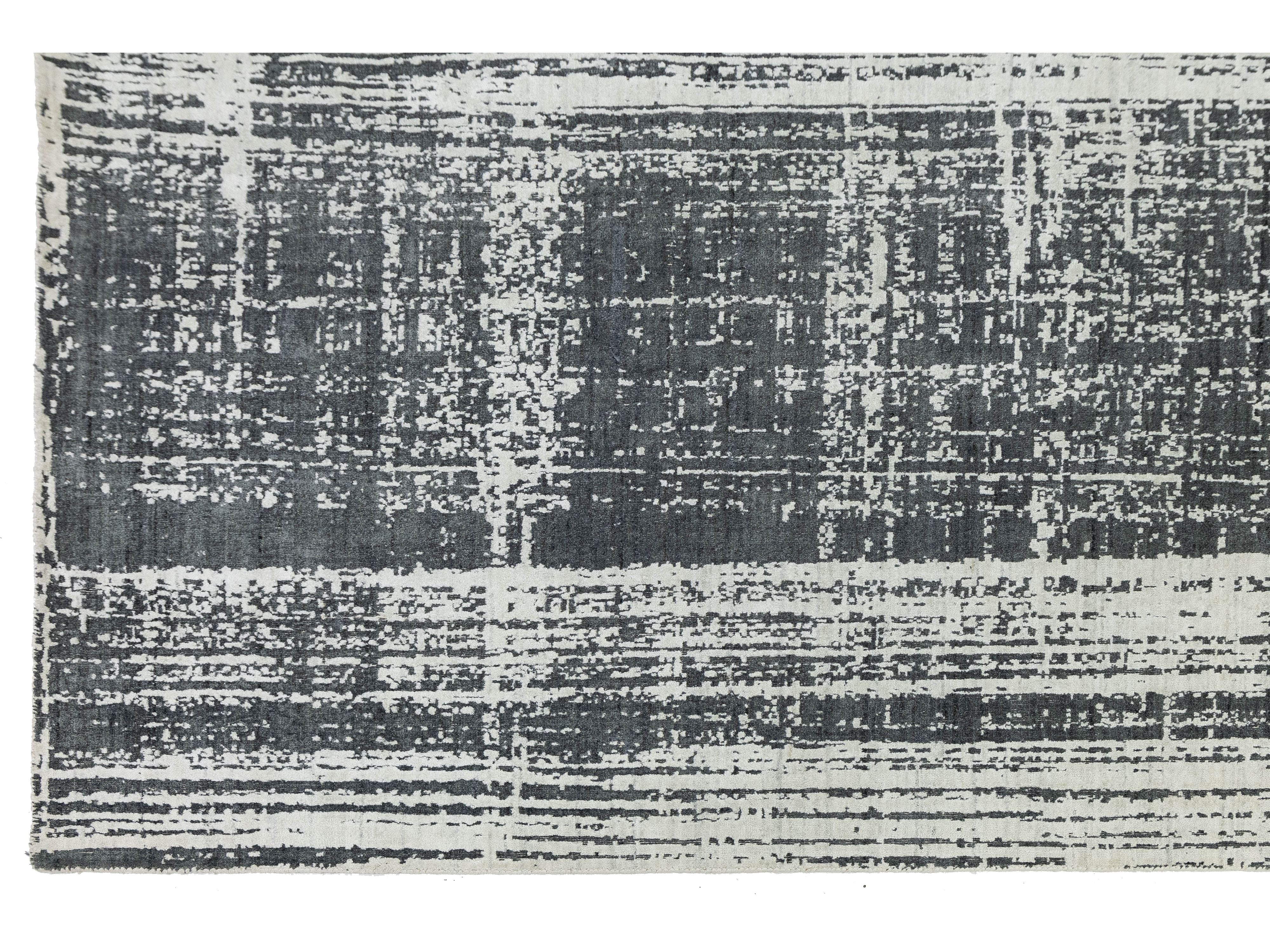 Modern Wool and Viscose Rug 12 X 15