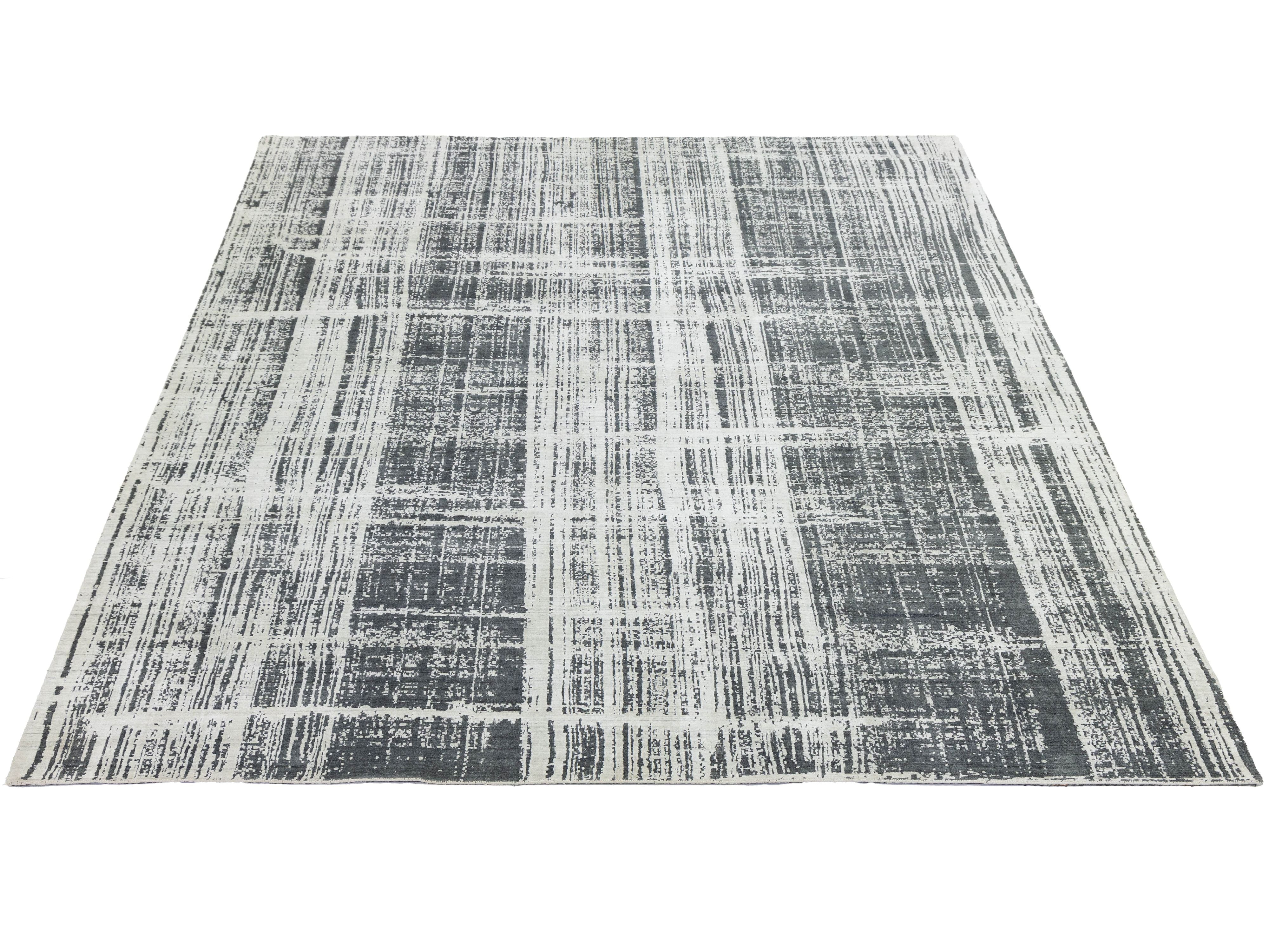 Modern Wool and Viscose Rug 12 X 15
