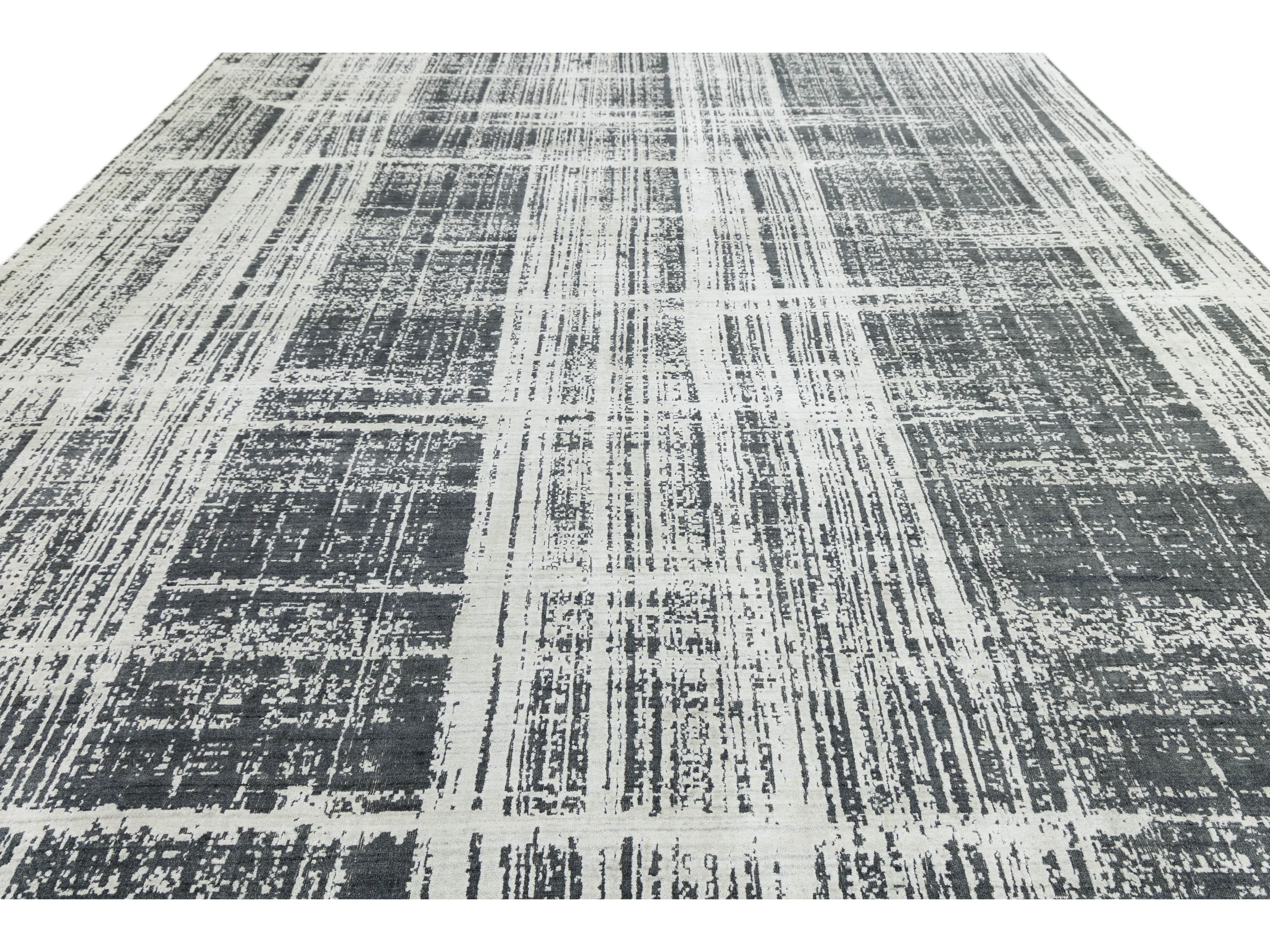 Modern Wool and Viscose Rug 12 X 15