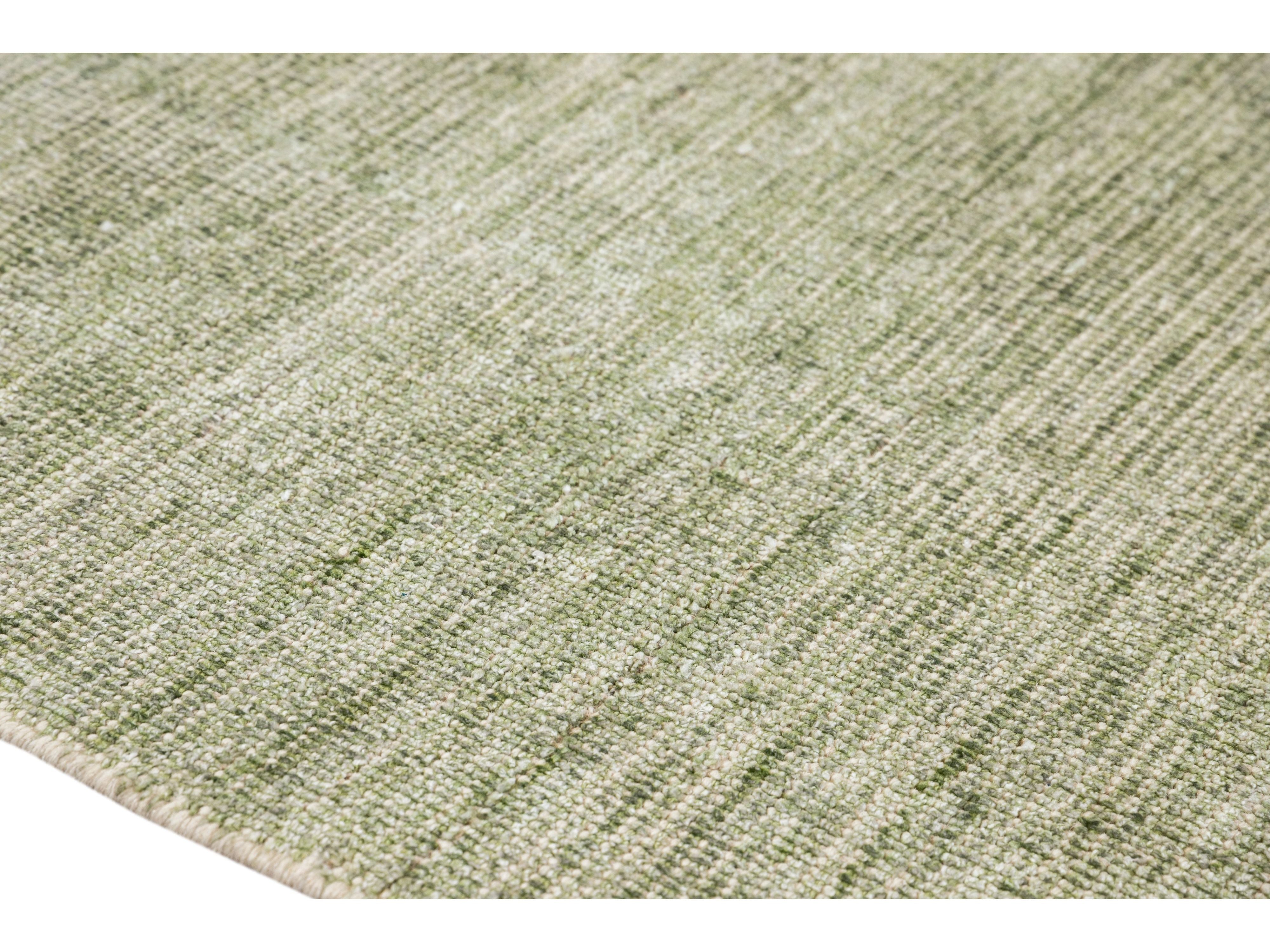 Modern Groove Collection Rug 6 x 9