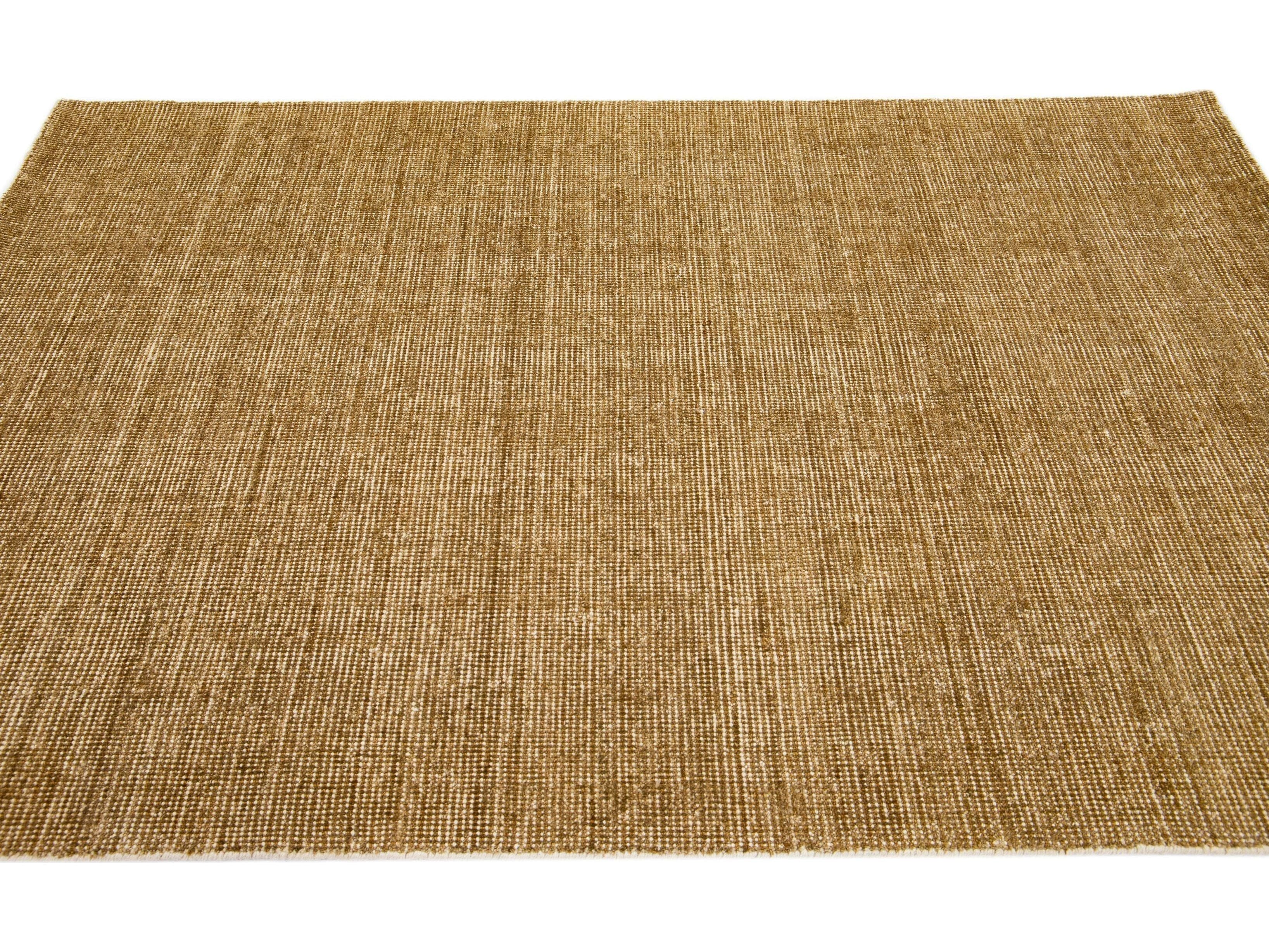Modern Groove Collection Rug 5 x 7