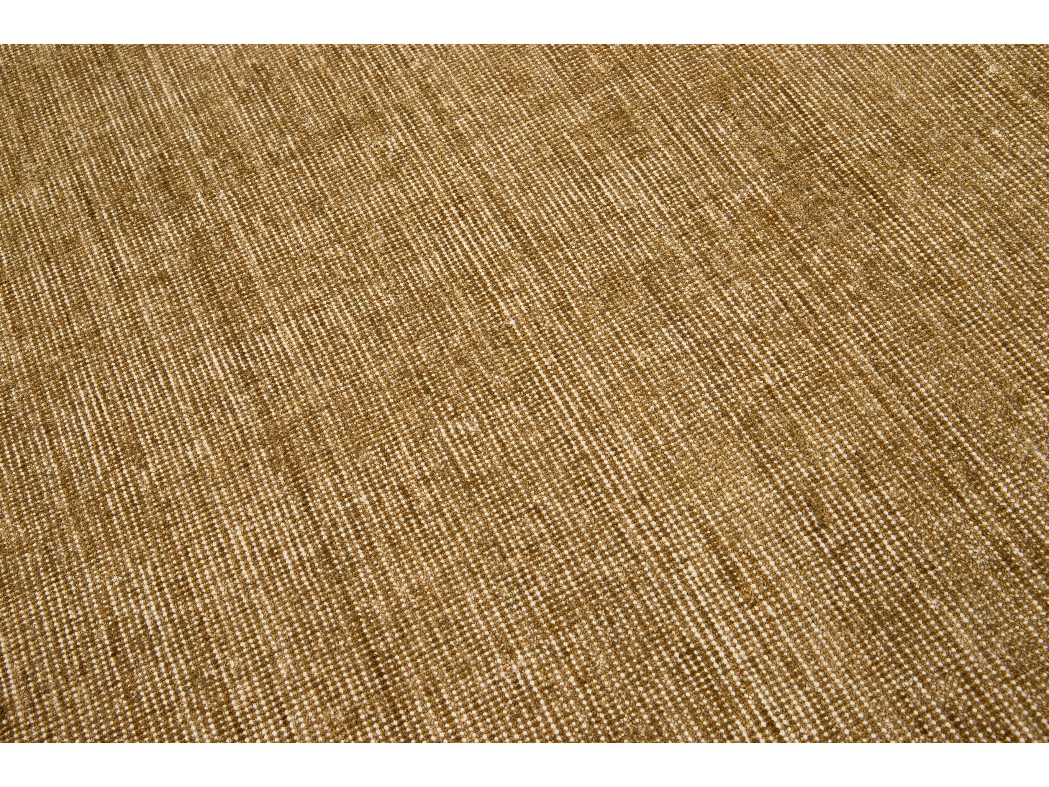 Modern Groove Collection Rug 5 x 7