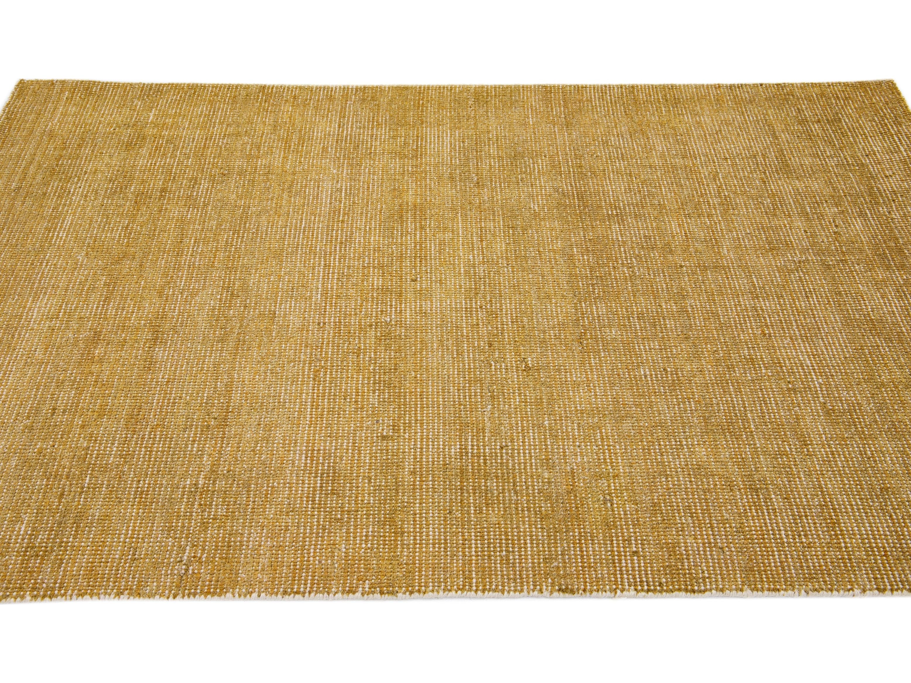 Modern Groove Collection Rug 4 x 6