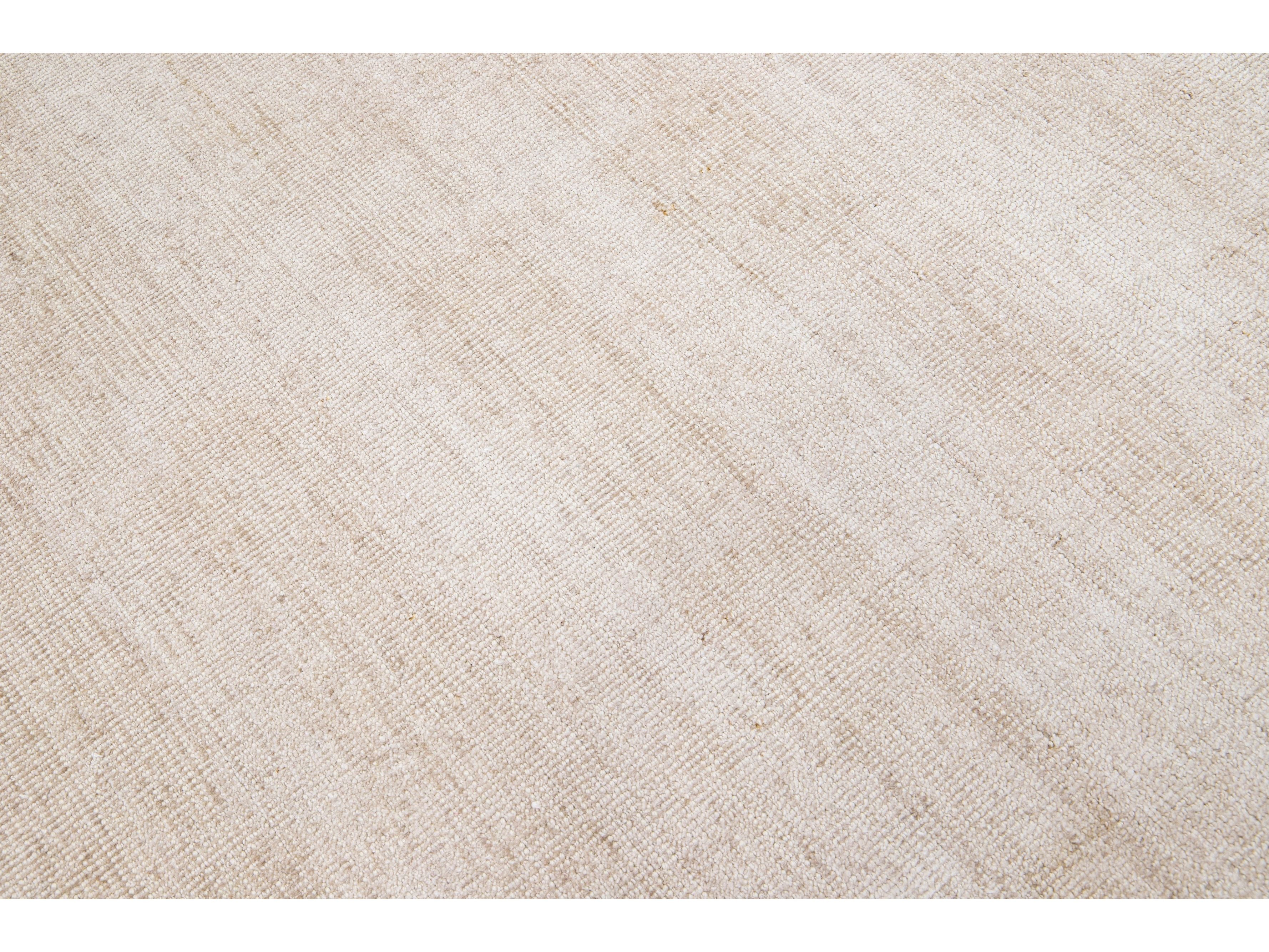 Modern Groove Collection Rug 10 x 14