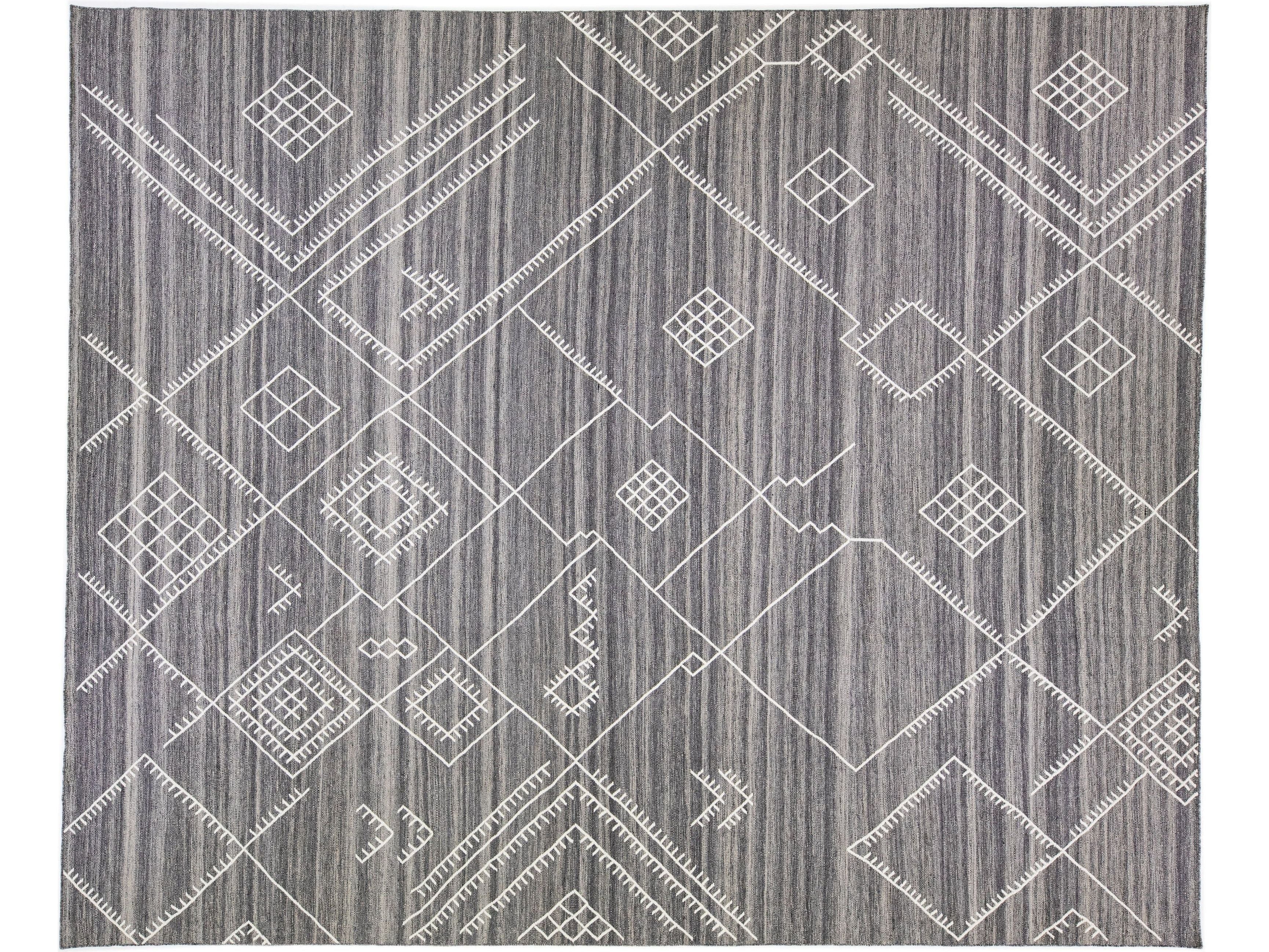Under Rungs Modern Flatweave Wool Rug 13 X 15 – Apadana Rugs & Carpets