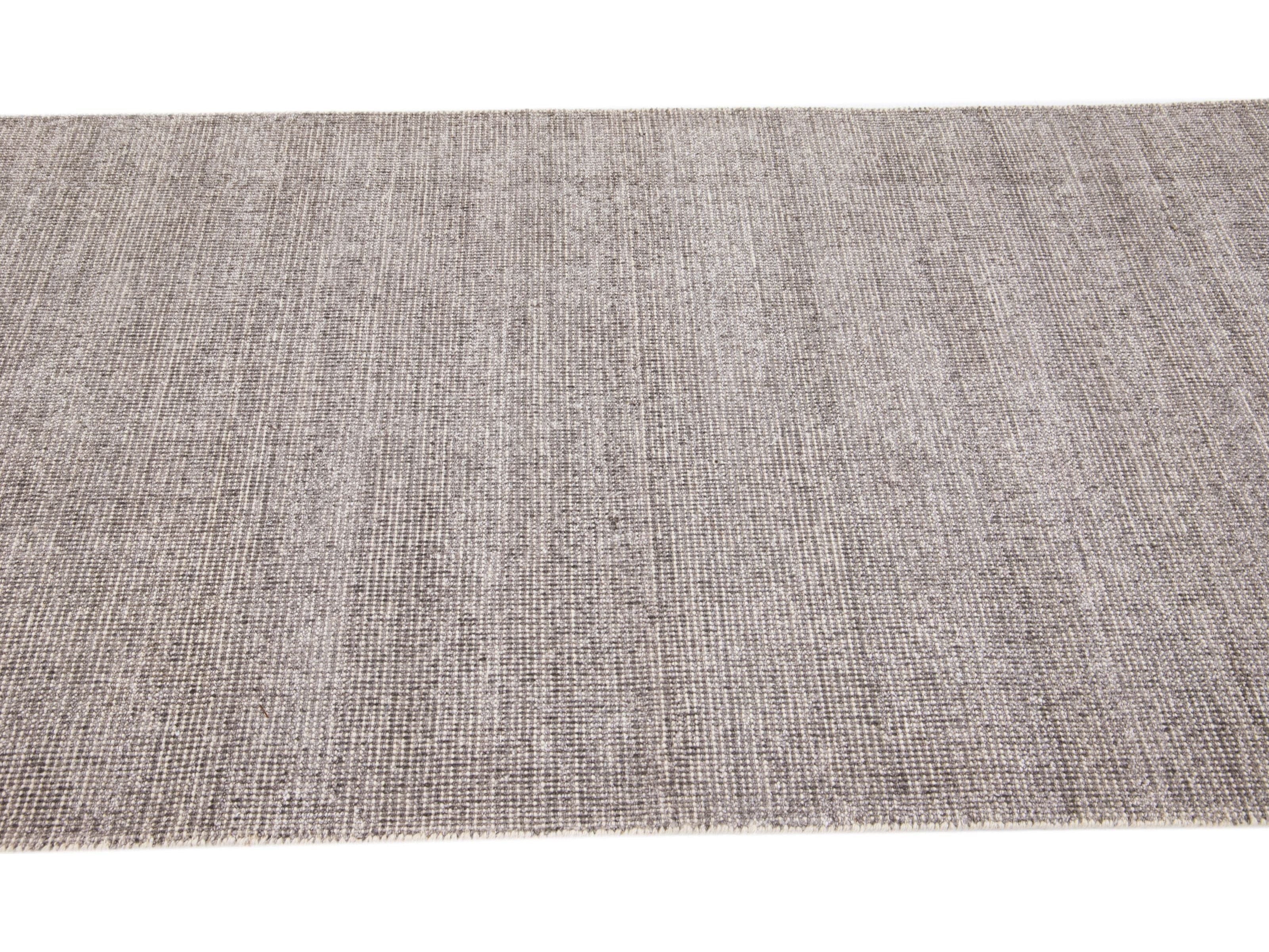 Modern Groove Collection Rug 4 x 9
