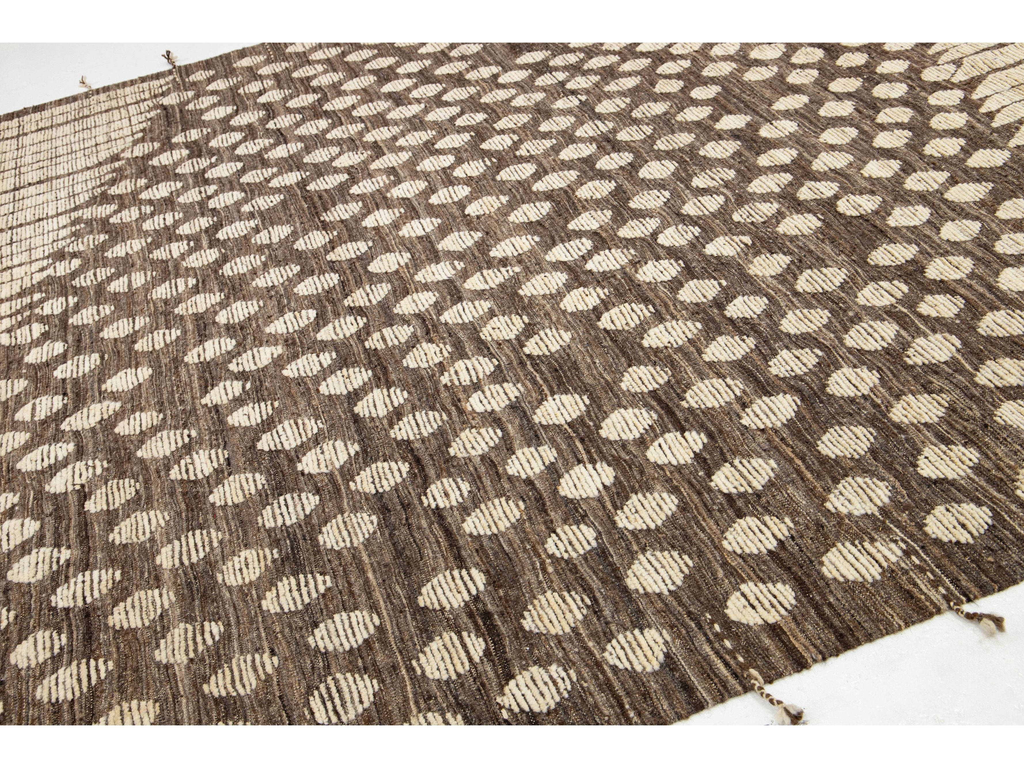 Modern Moroccan Wool Rug 9 X 12