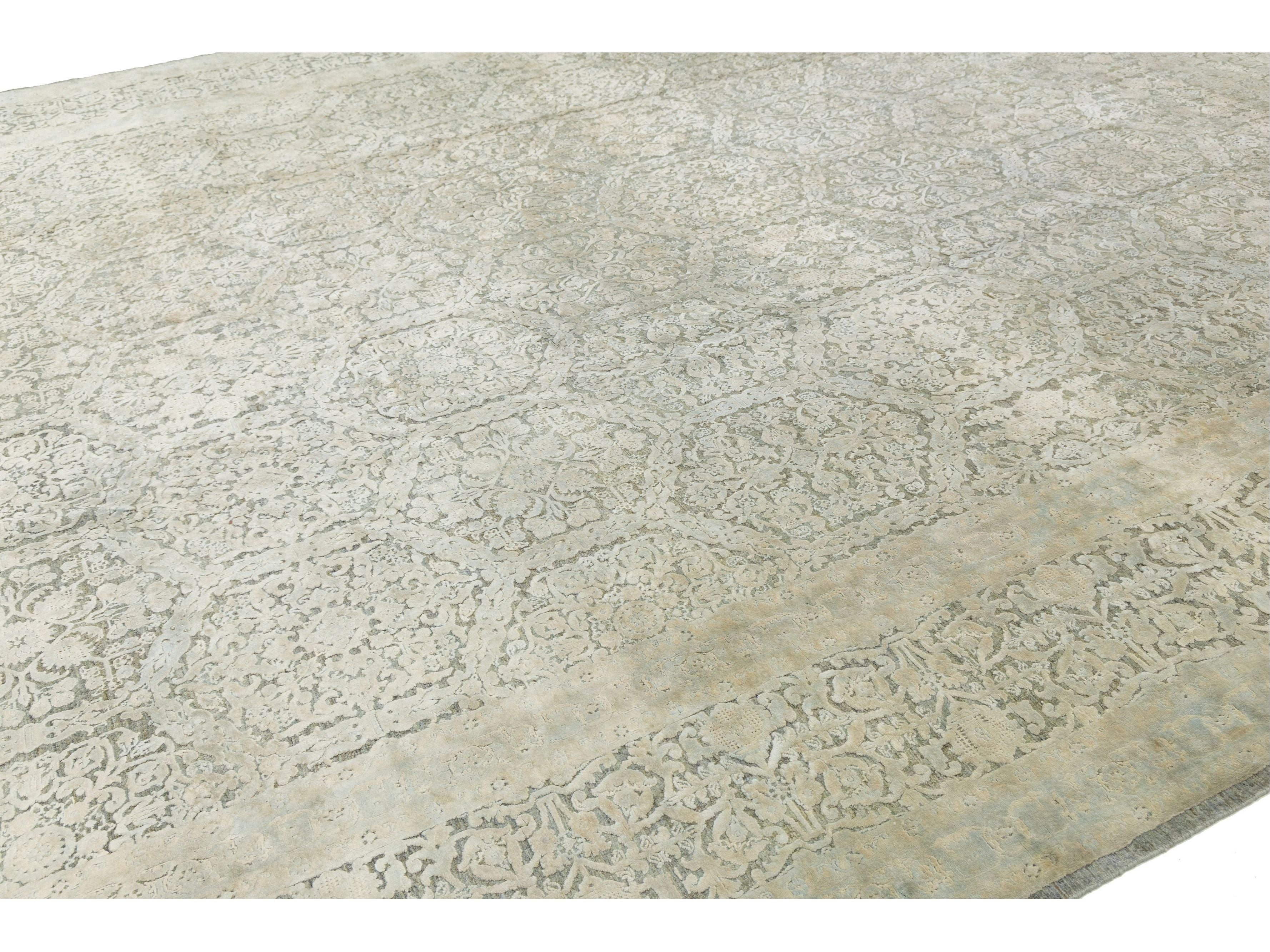 Modern Transitional Wool and Silk Rug 14 X 18