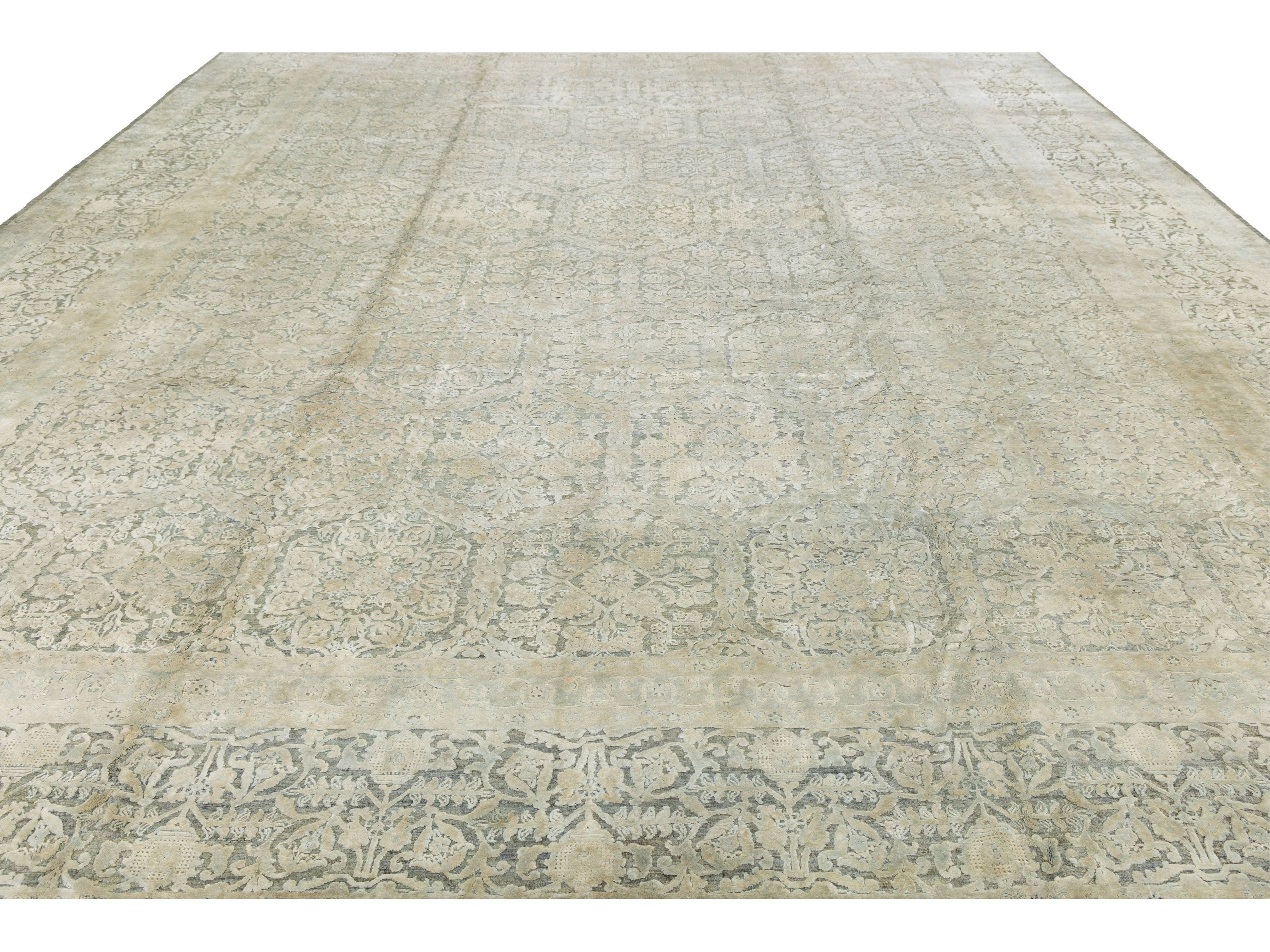 Modern Transitional Wool and Silk Rug 14 X 18