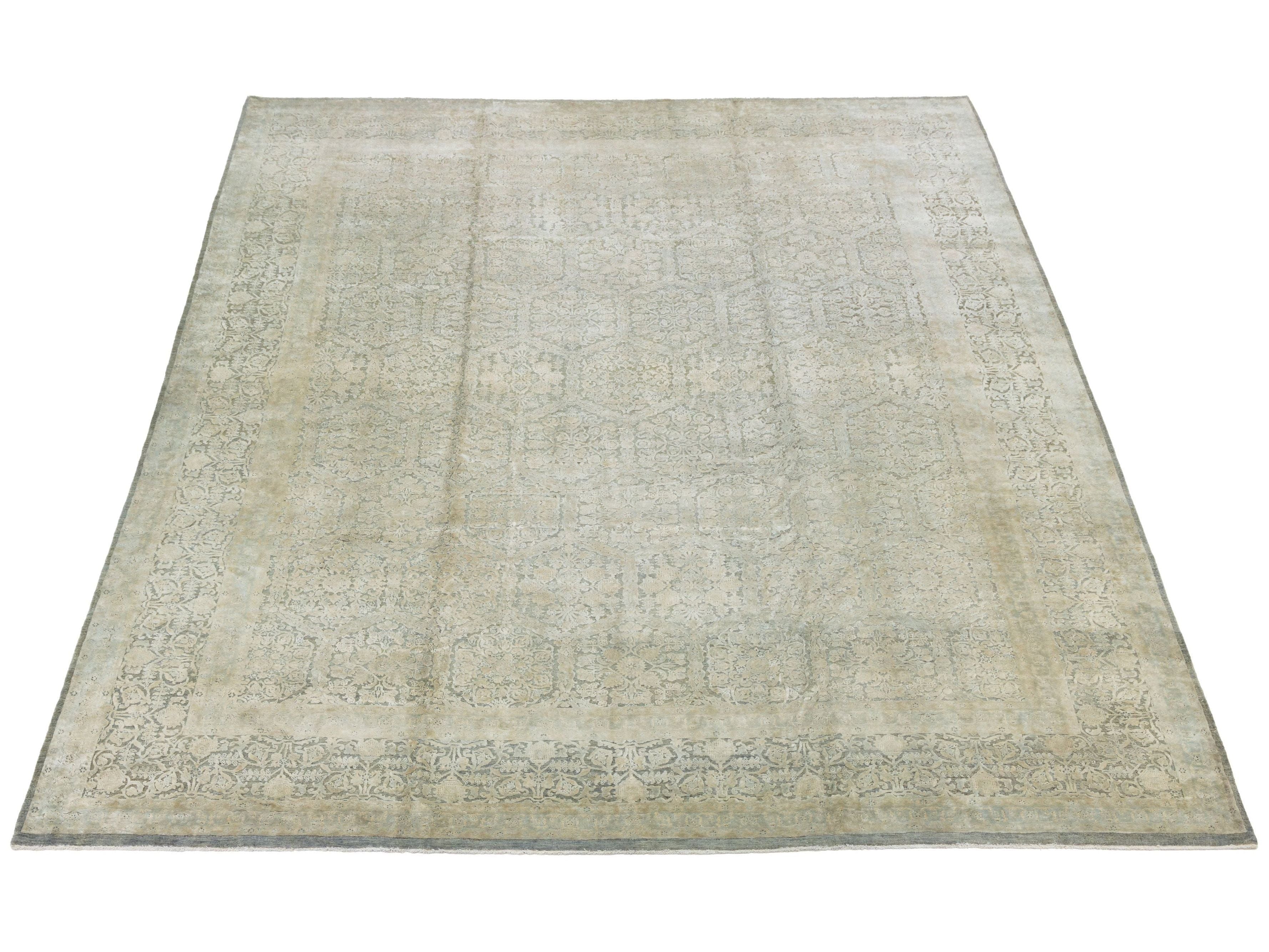 Modern Transitional Wool and Silk Rug 14 X 18