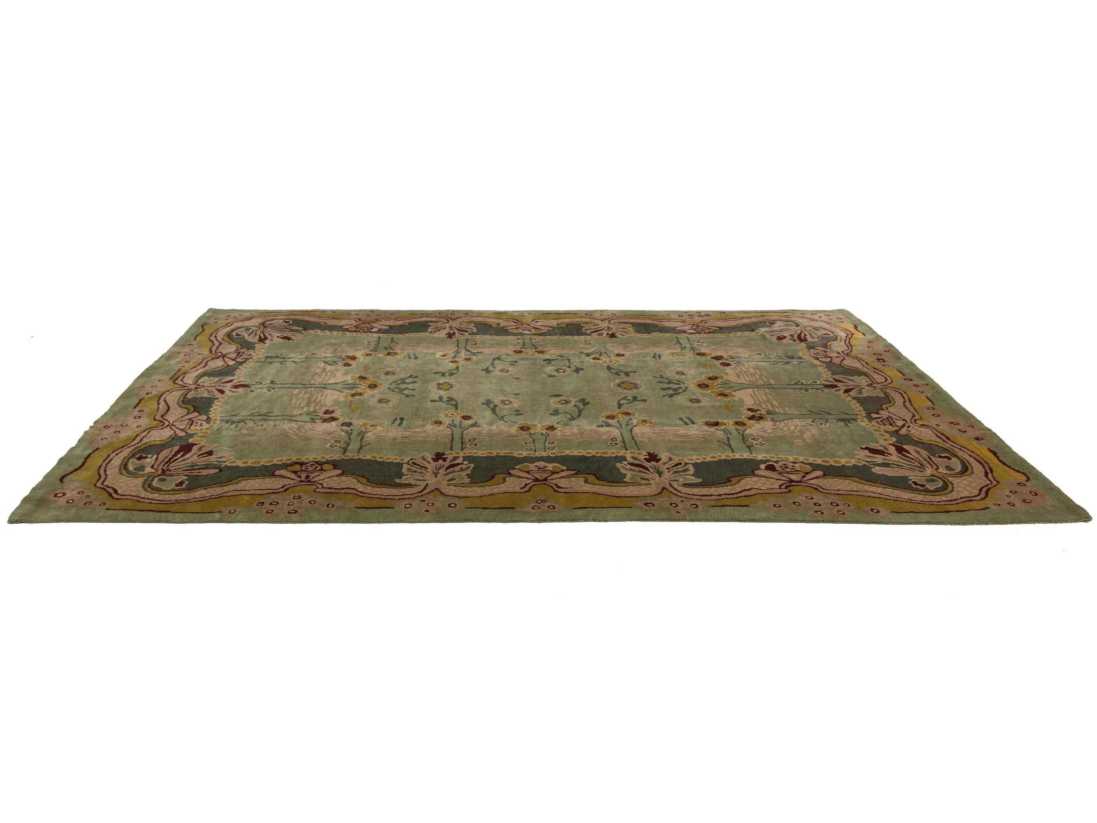 Modern Donegal Arts & Crafts Wool Rug 12 X 18