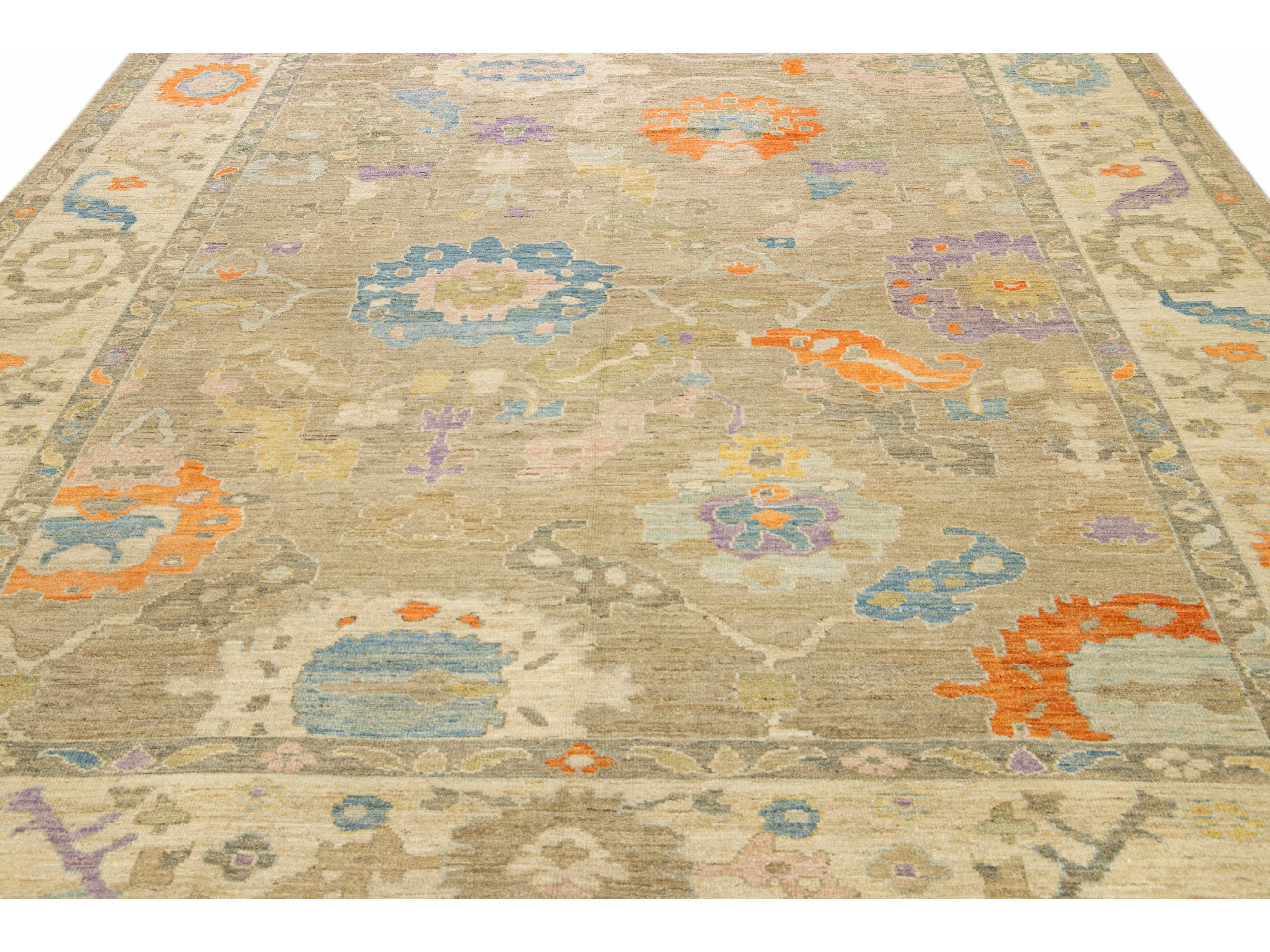 Modern Sultanabad Wool Rug