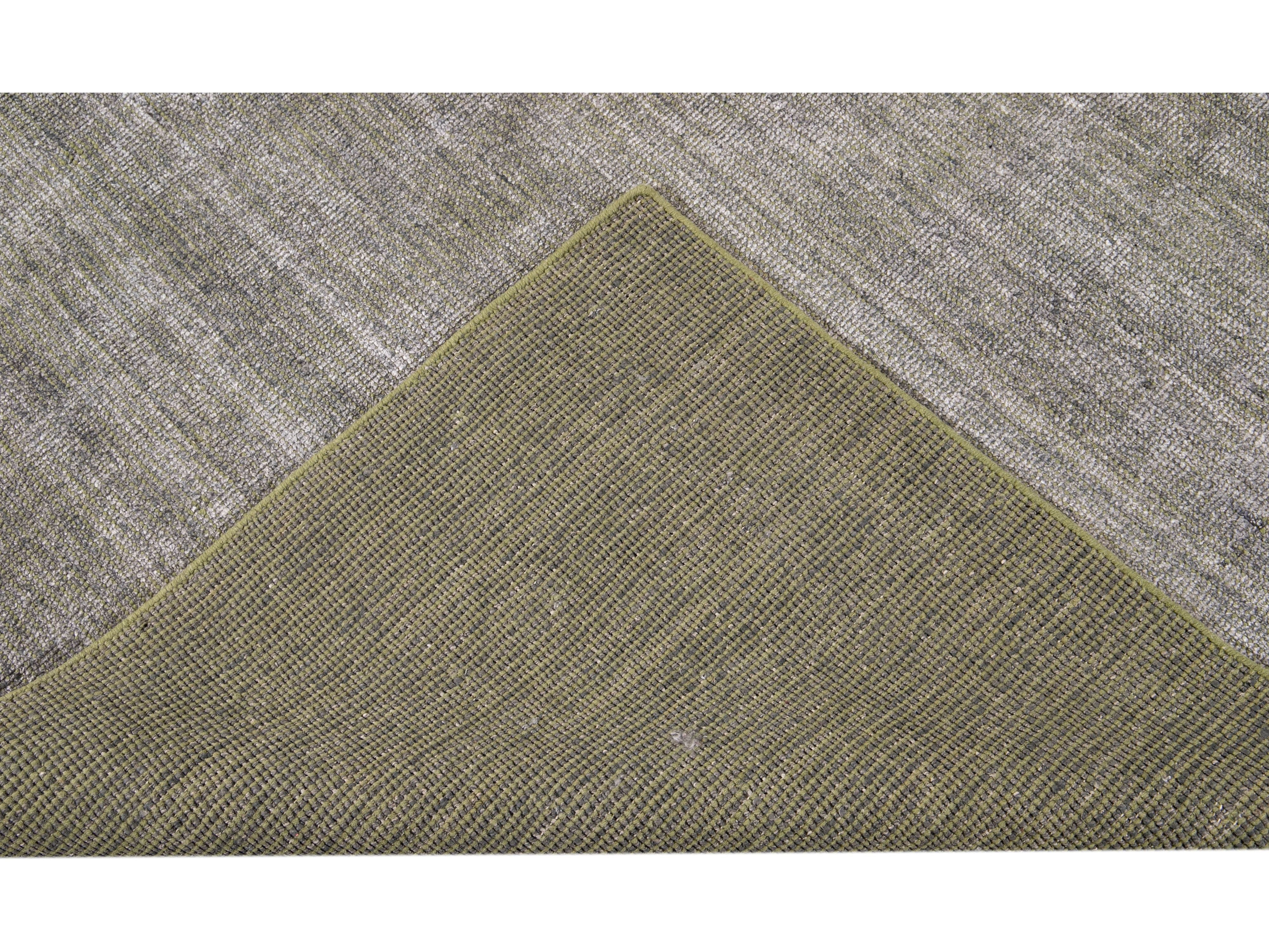 Modern Groove Collection Rug 10 x 11