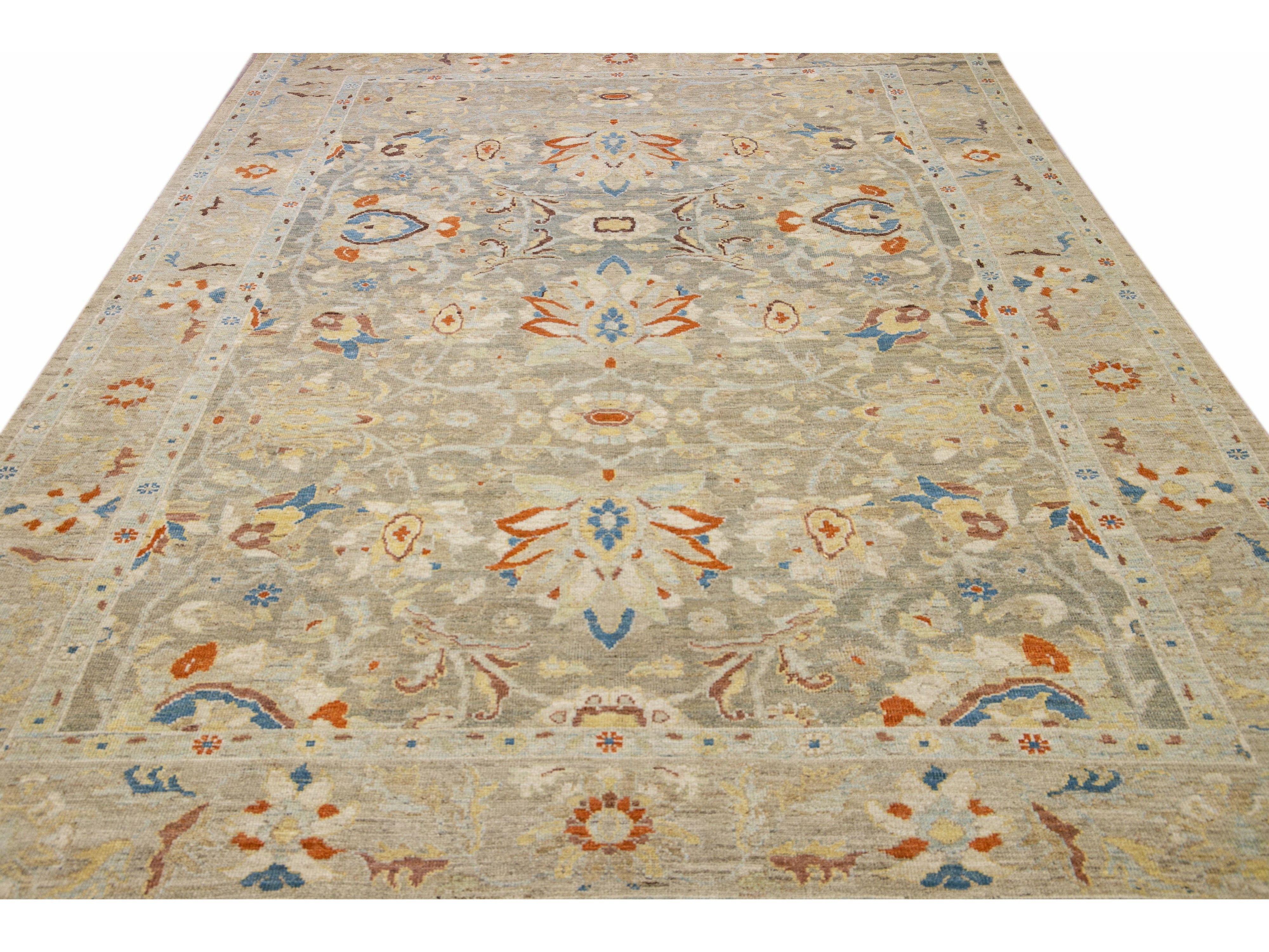 Modern Sultanabad Wool Rug 