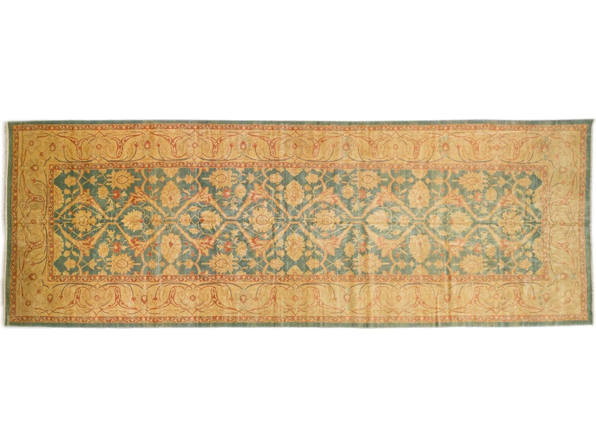 Modern Sultanabad Rug 9 X 25