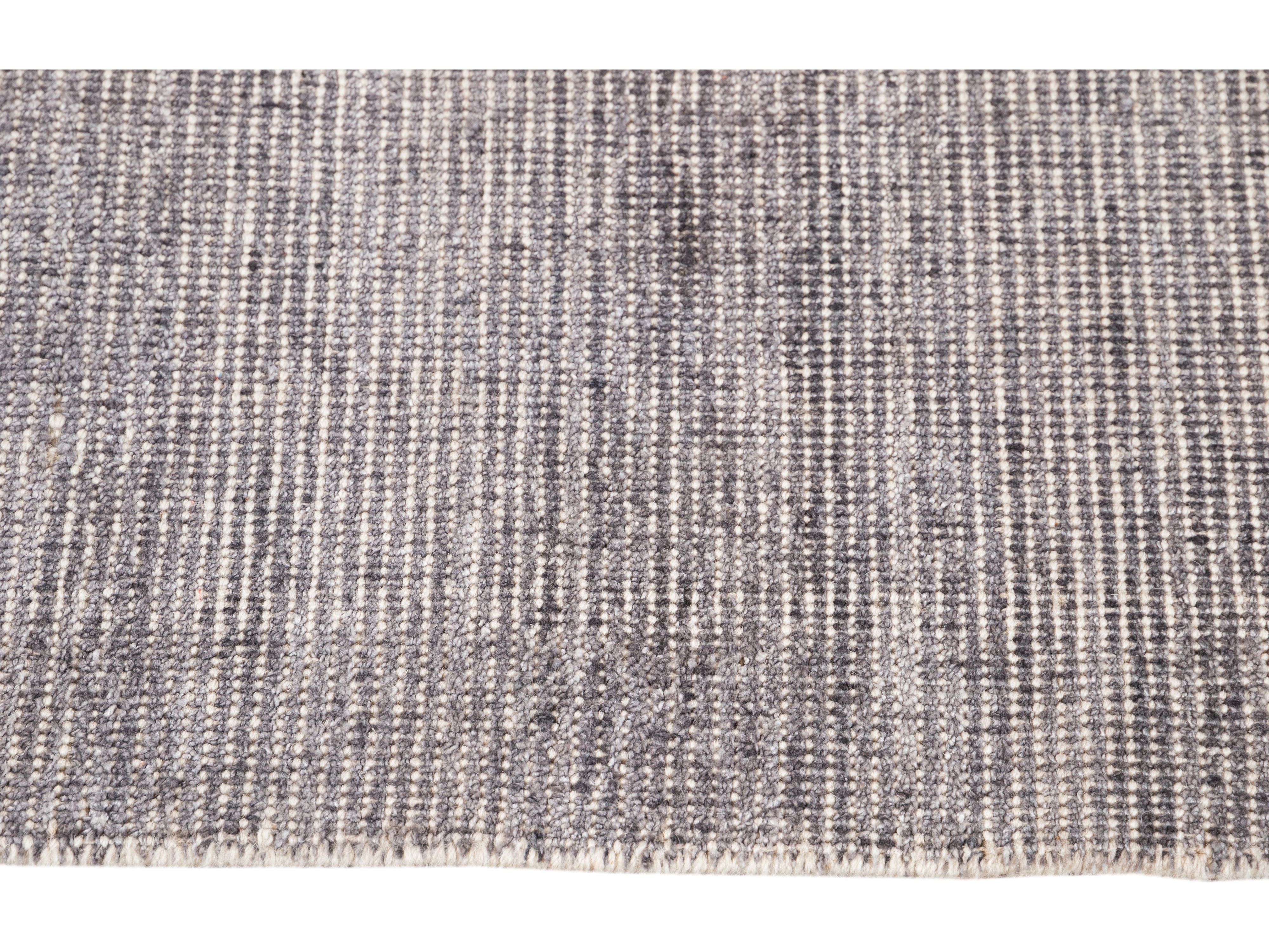 Modern Groove Collection Rug 6 x 9