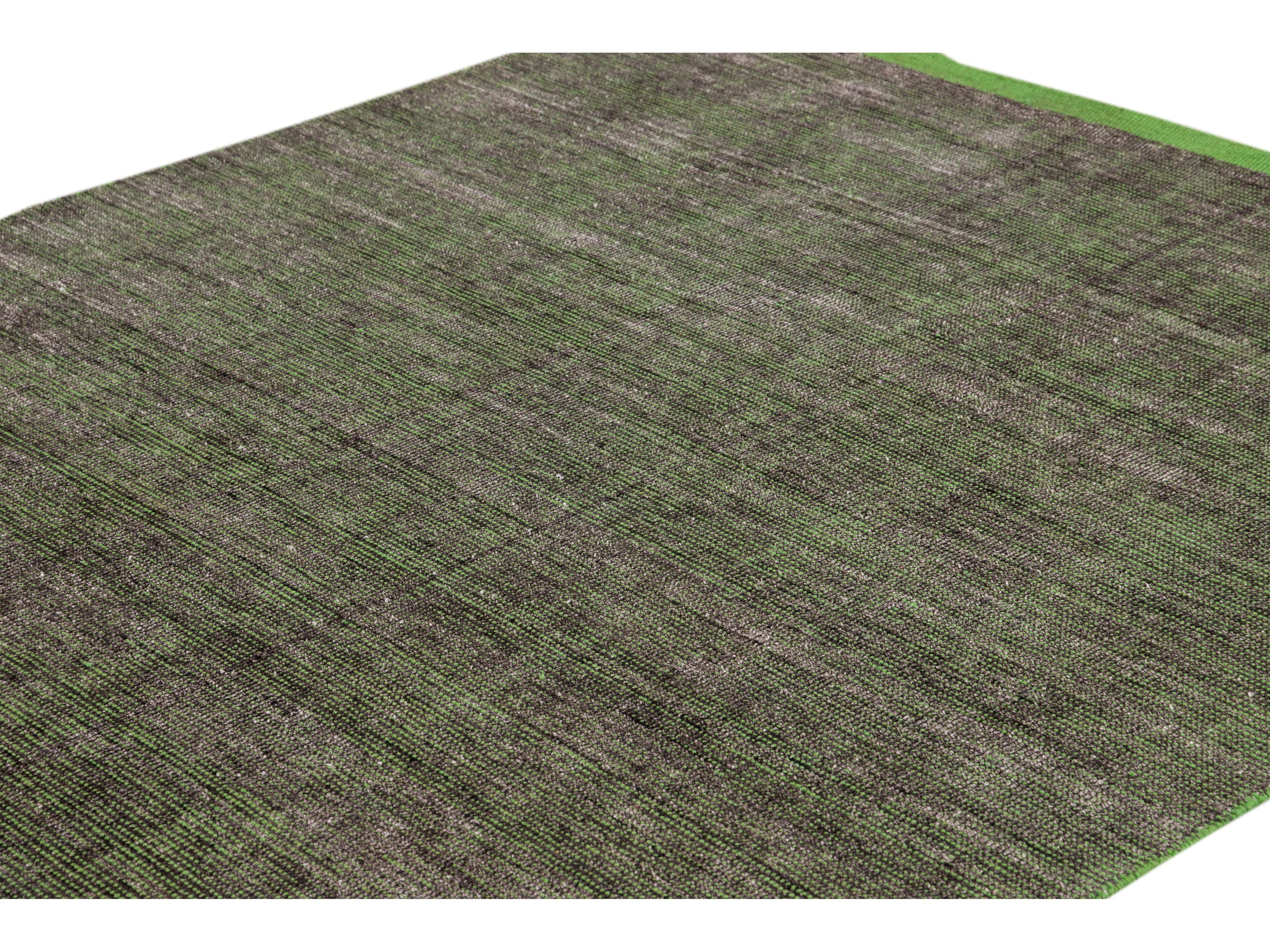 Modern Groove Collection Rug 6 x 9