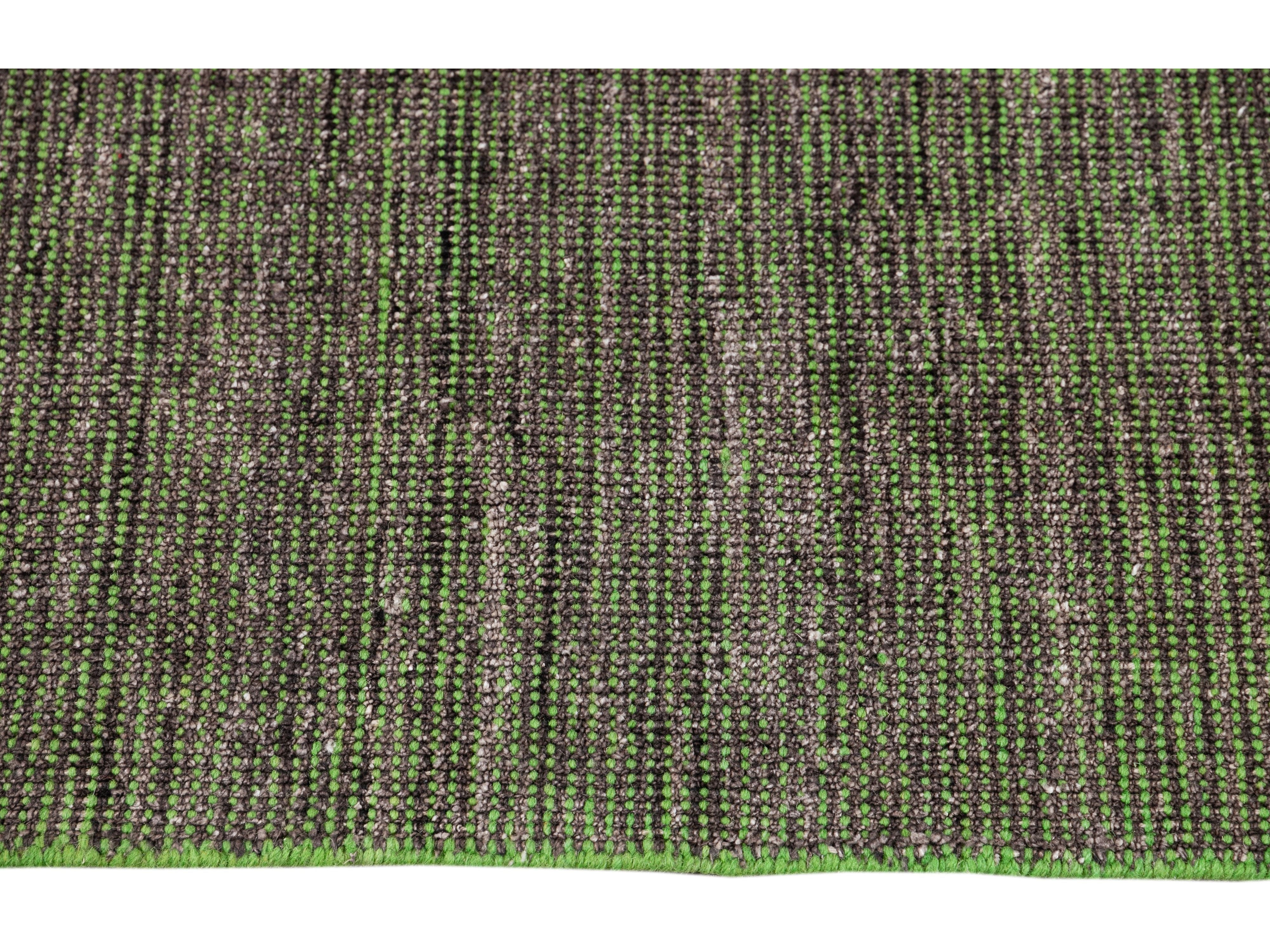 Modern Groove Collection Rug 6 x 9