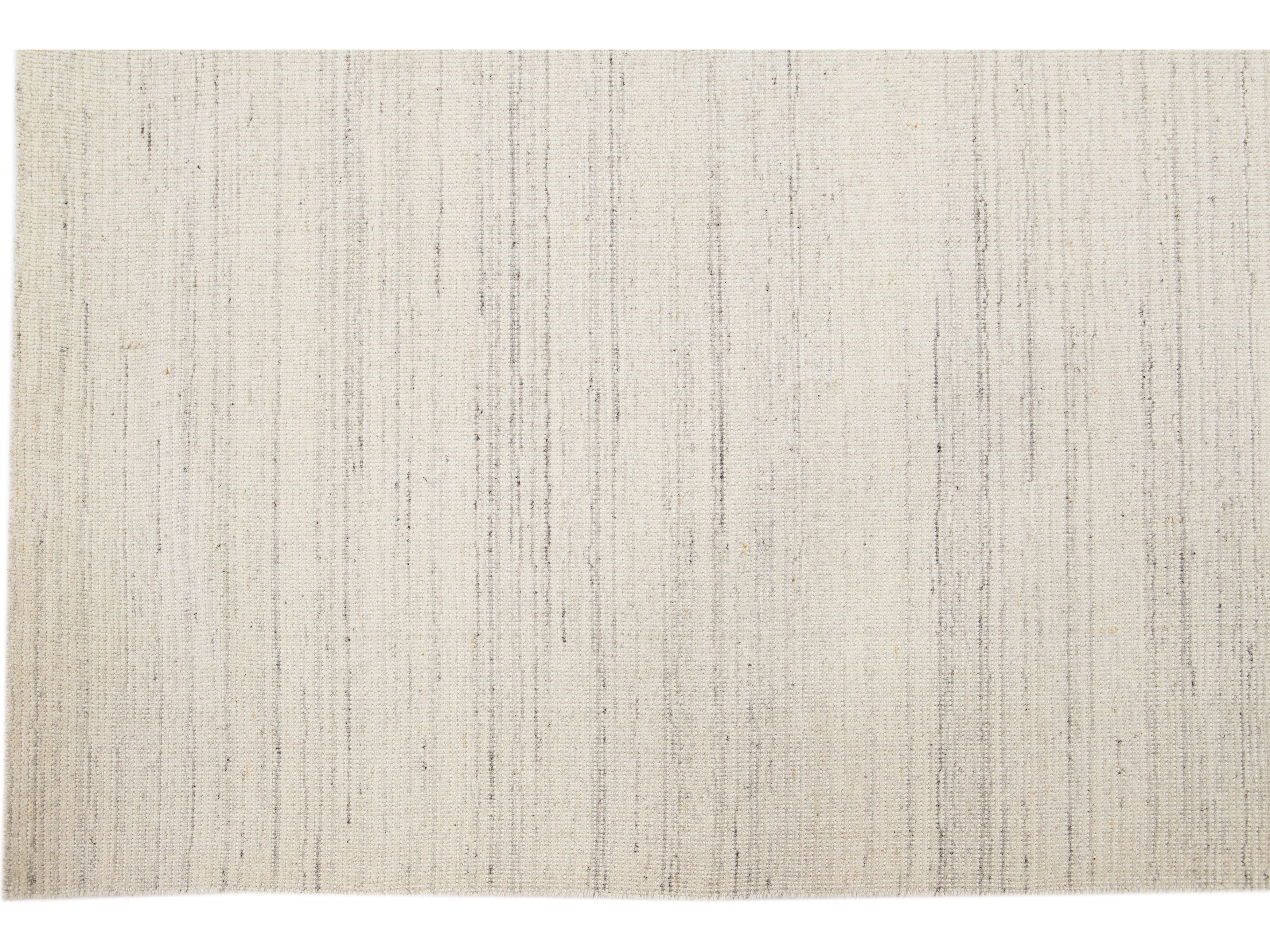 Modern Groove Collection Rug 6 x 9