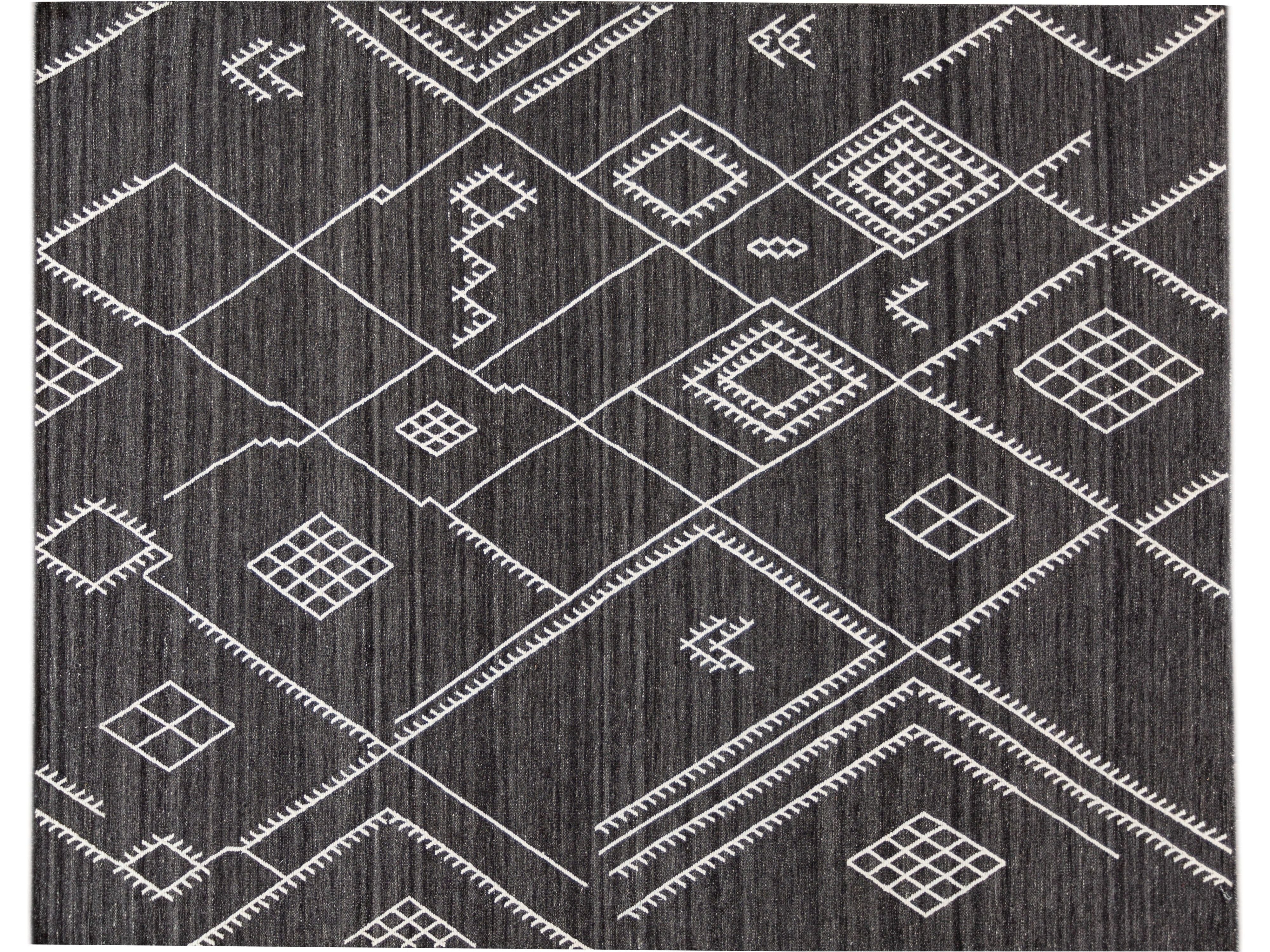 Apadana's Nantucket Collection Flatweave Kilim Coastal Designed Black Wool Rug