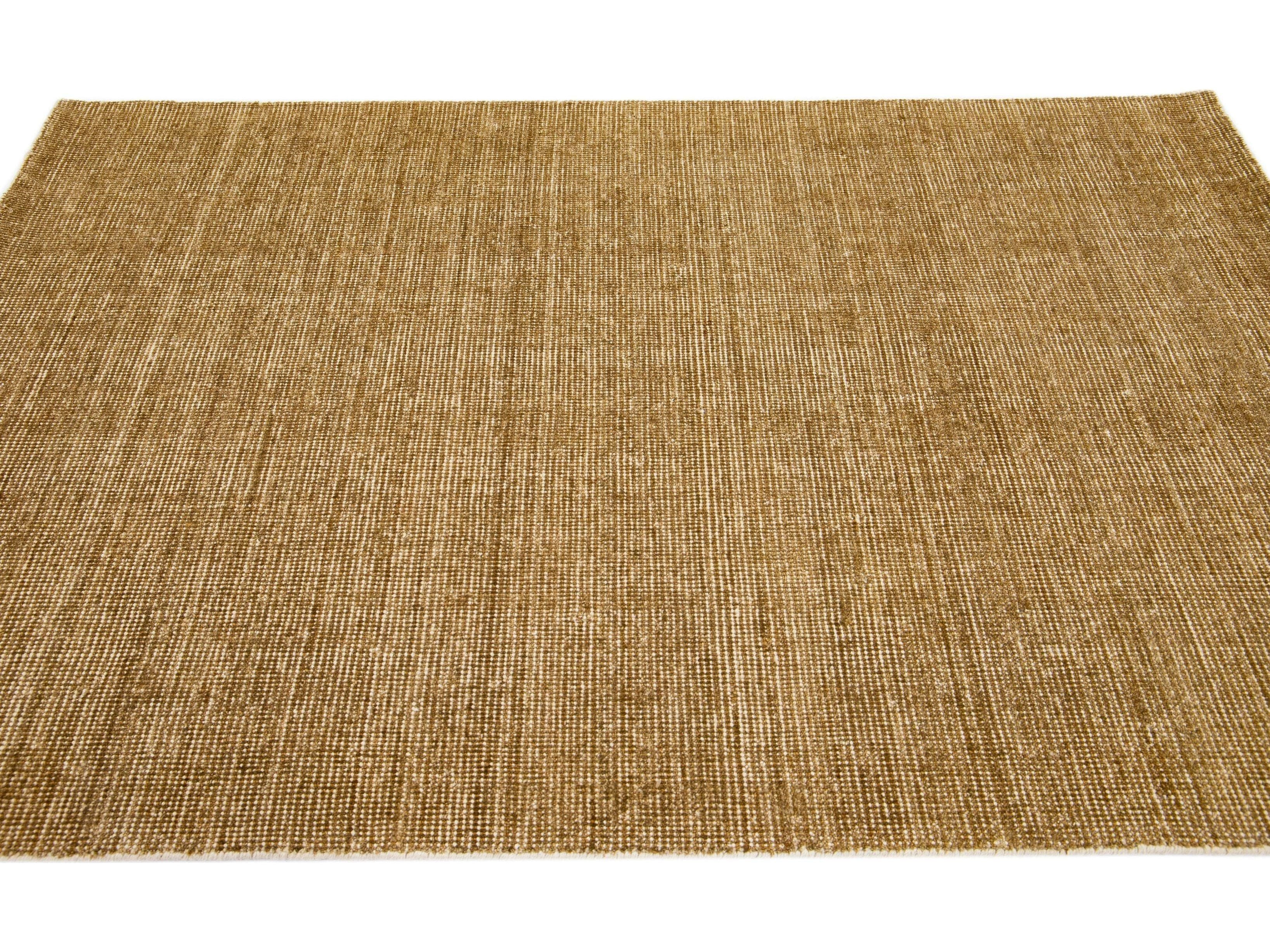 Modern Groove Collection Rug 5 x 7
