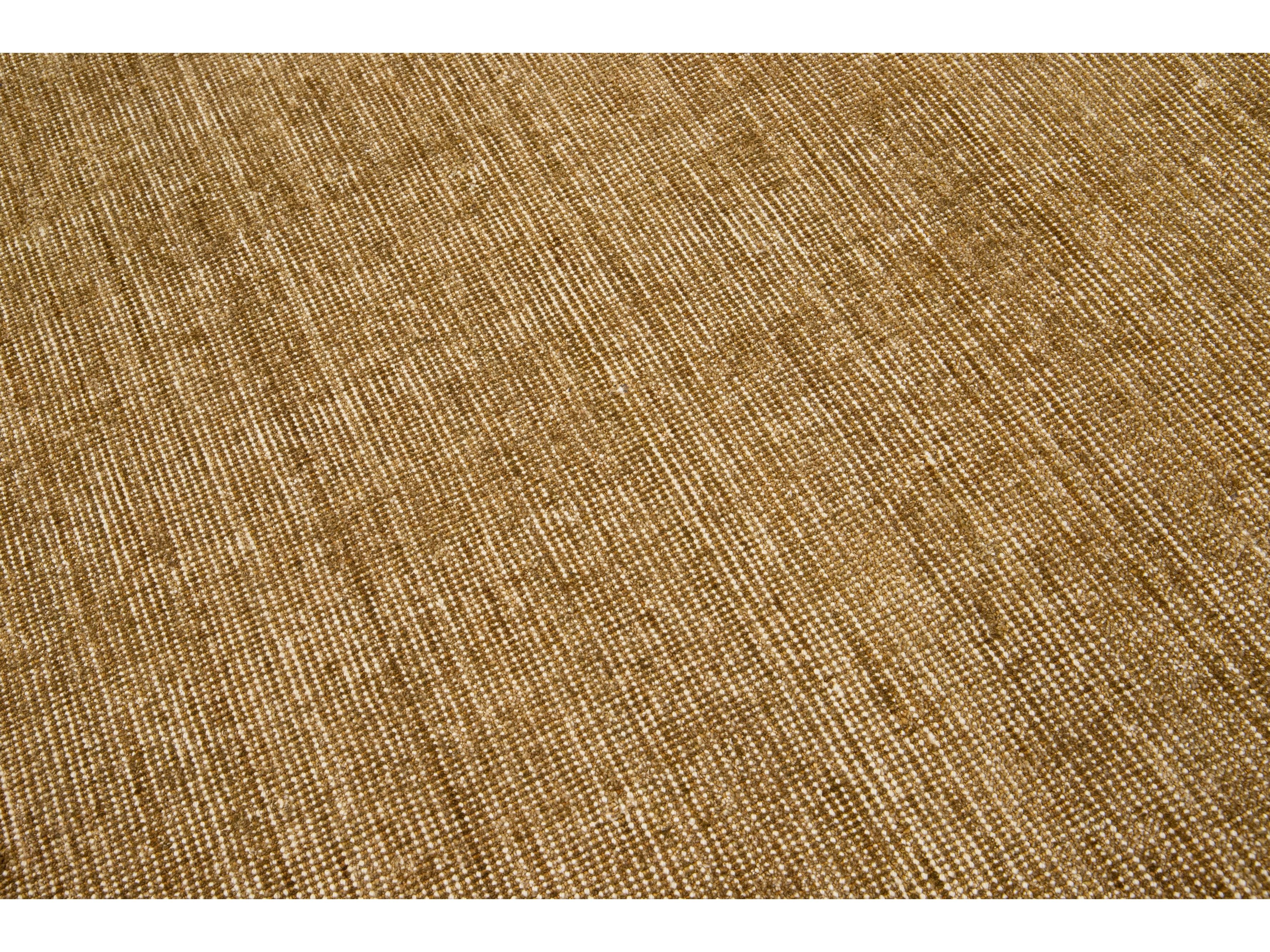 Modern Groove Collection Rug 5 x 7