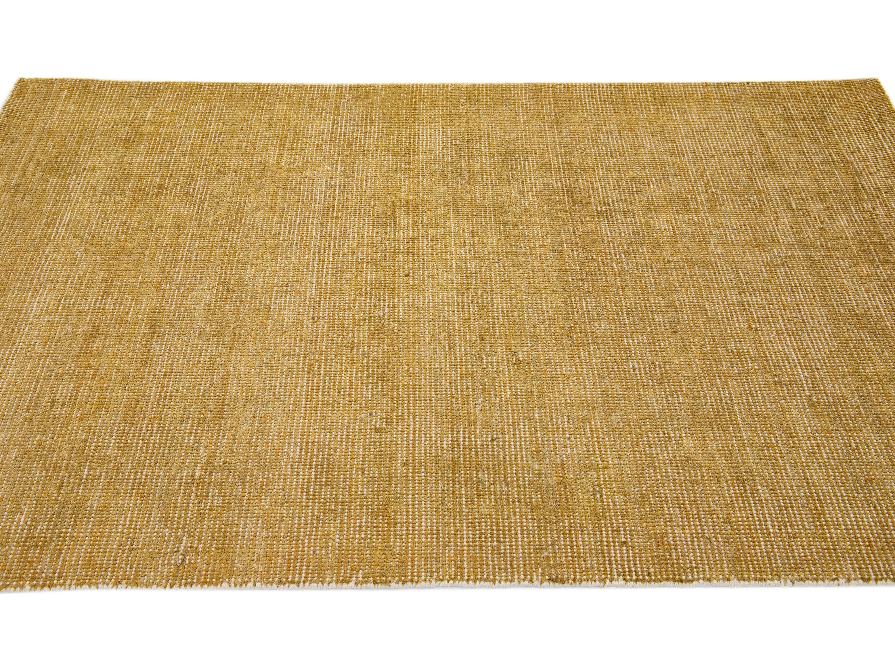 Modern Groove Collection Rug 4 x 6