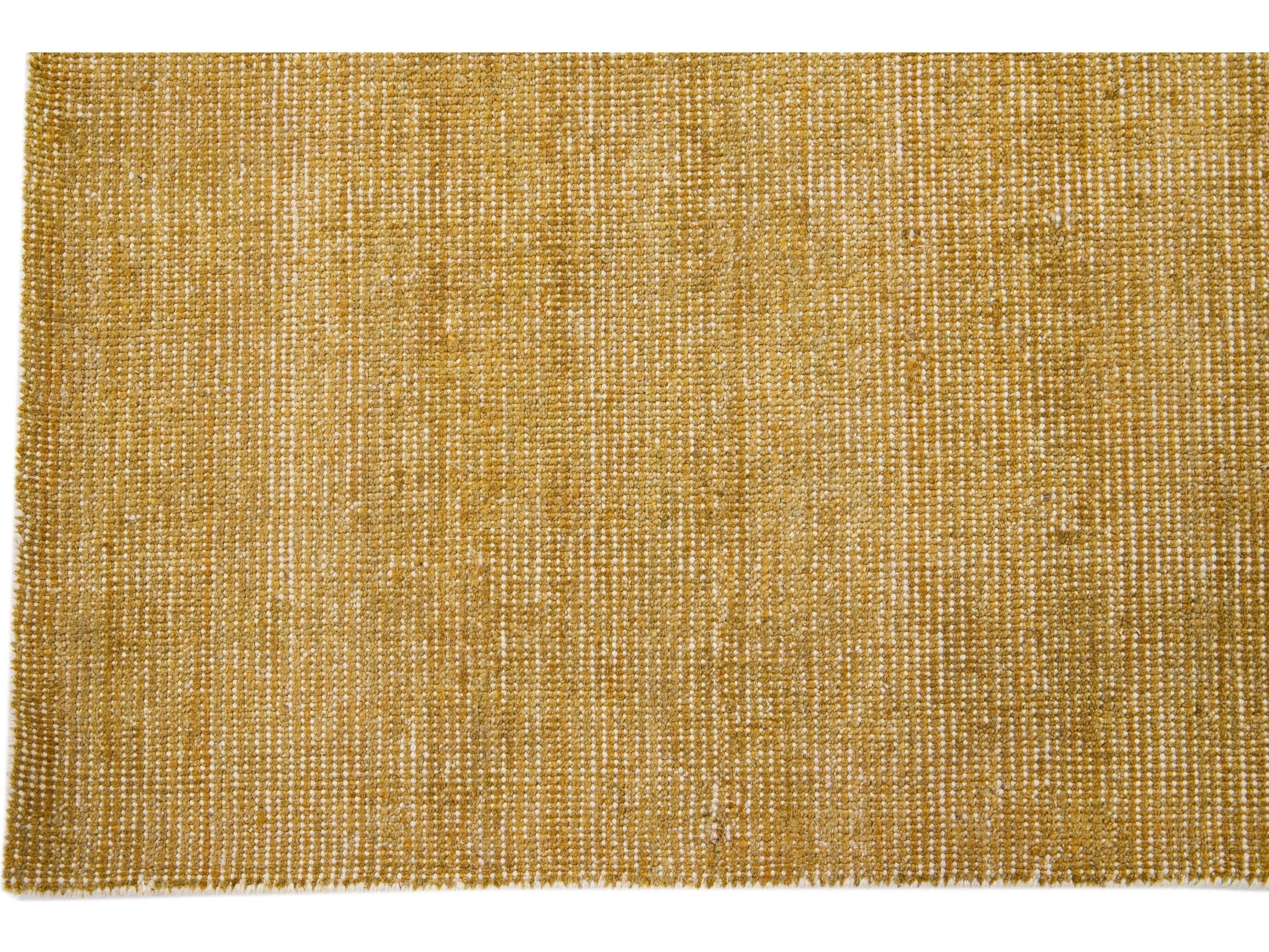 Modern Groove Collection Rug 4 x 6