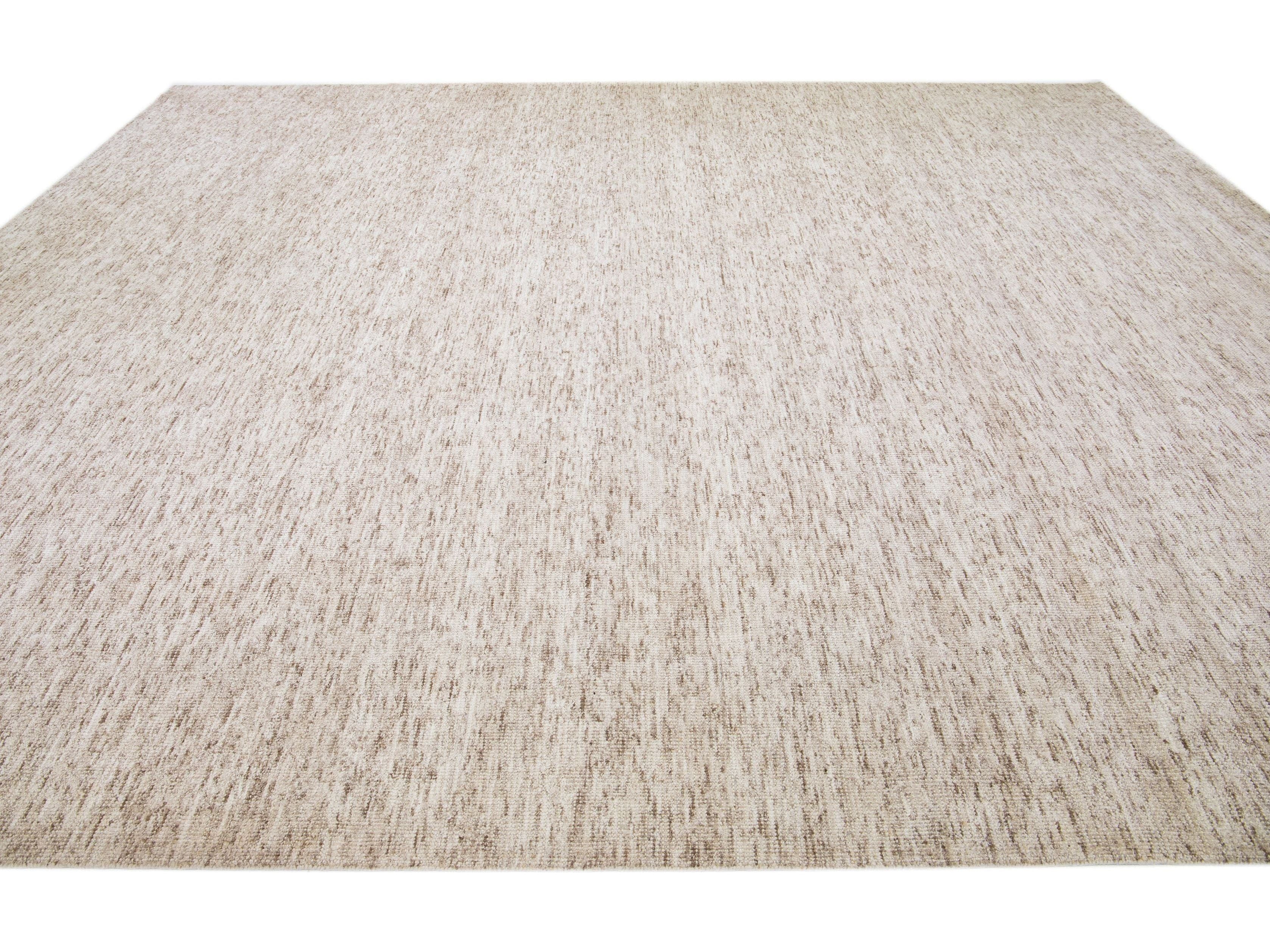 Modern Groove Collection Rug 12 x 15