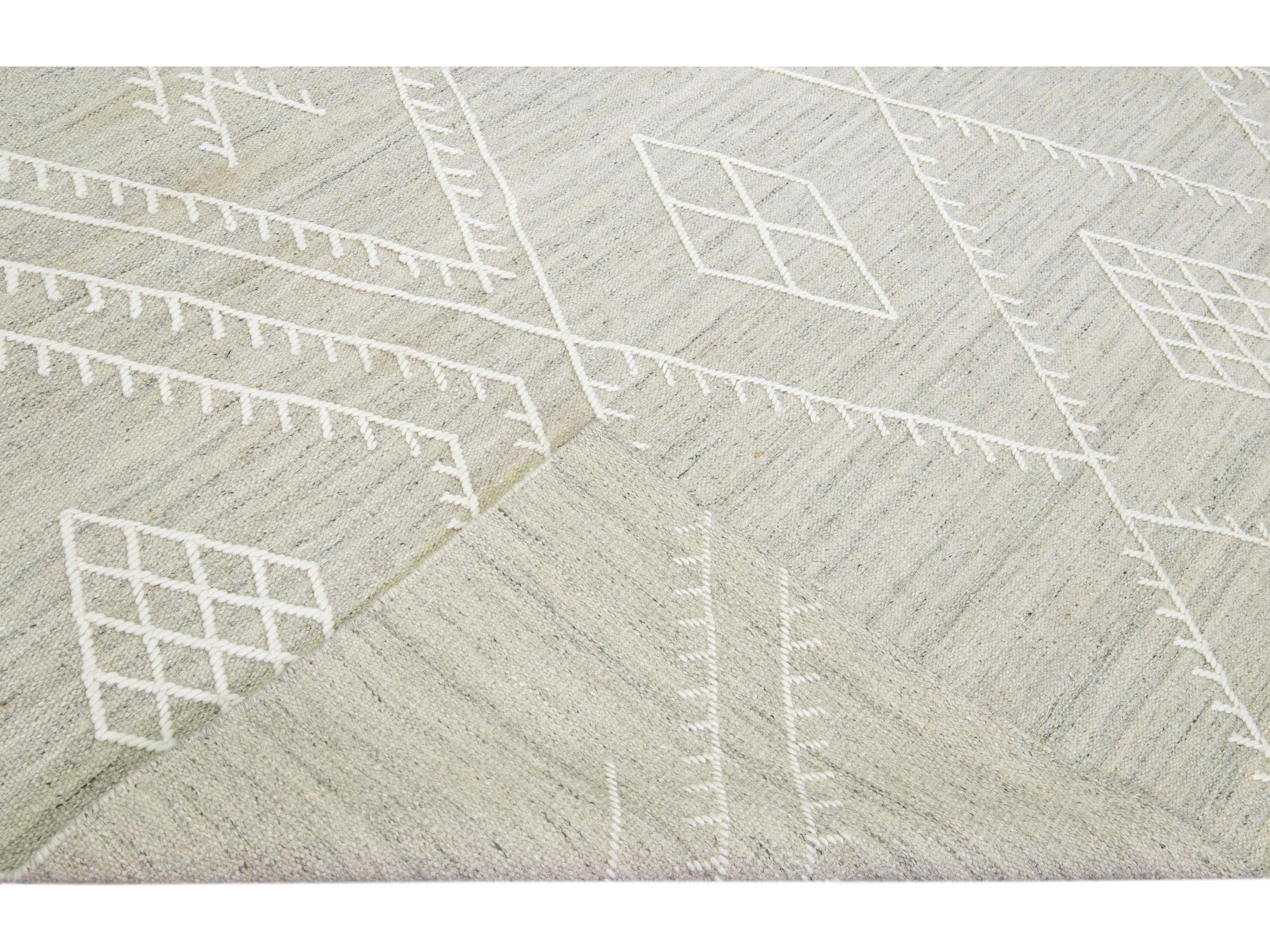  Apadana's Nantucket Collection Flatweave Kilim Coastal Designed Gray Wool Rug
