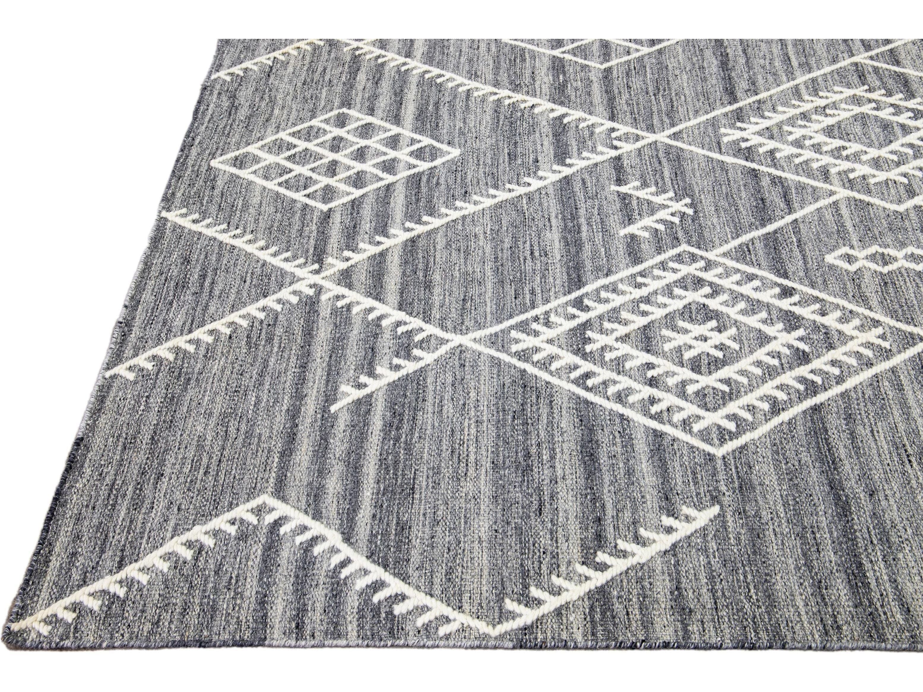 Apadana's Nantucket Collection Flatweave Kilim Coastal Designed Gray Wool Rug