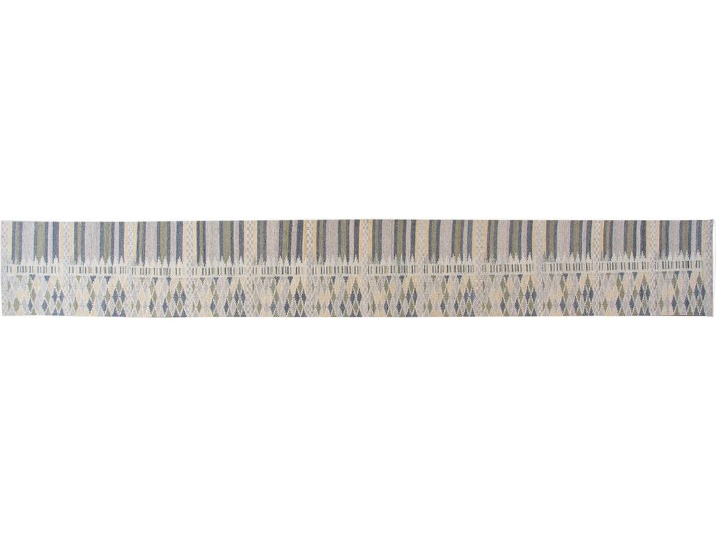 Modern Scandinavian Style Wool Runner 3 X 25