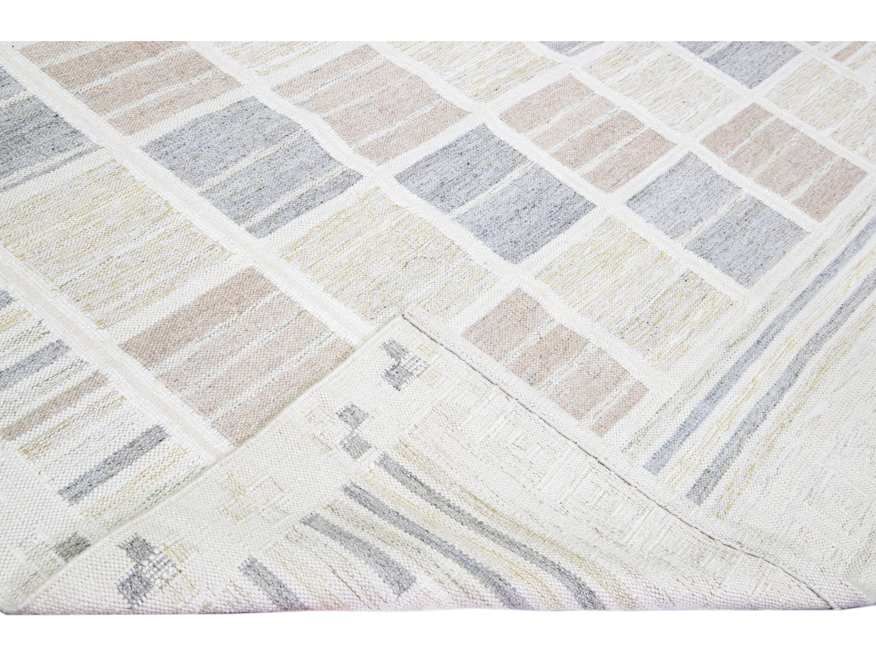 Modern Scandinavian Beige Handmade Room Size Wool Rug With Geometric Design