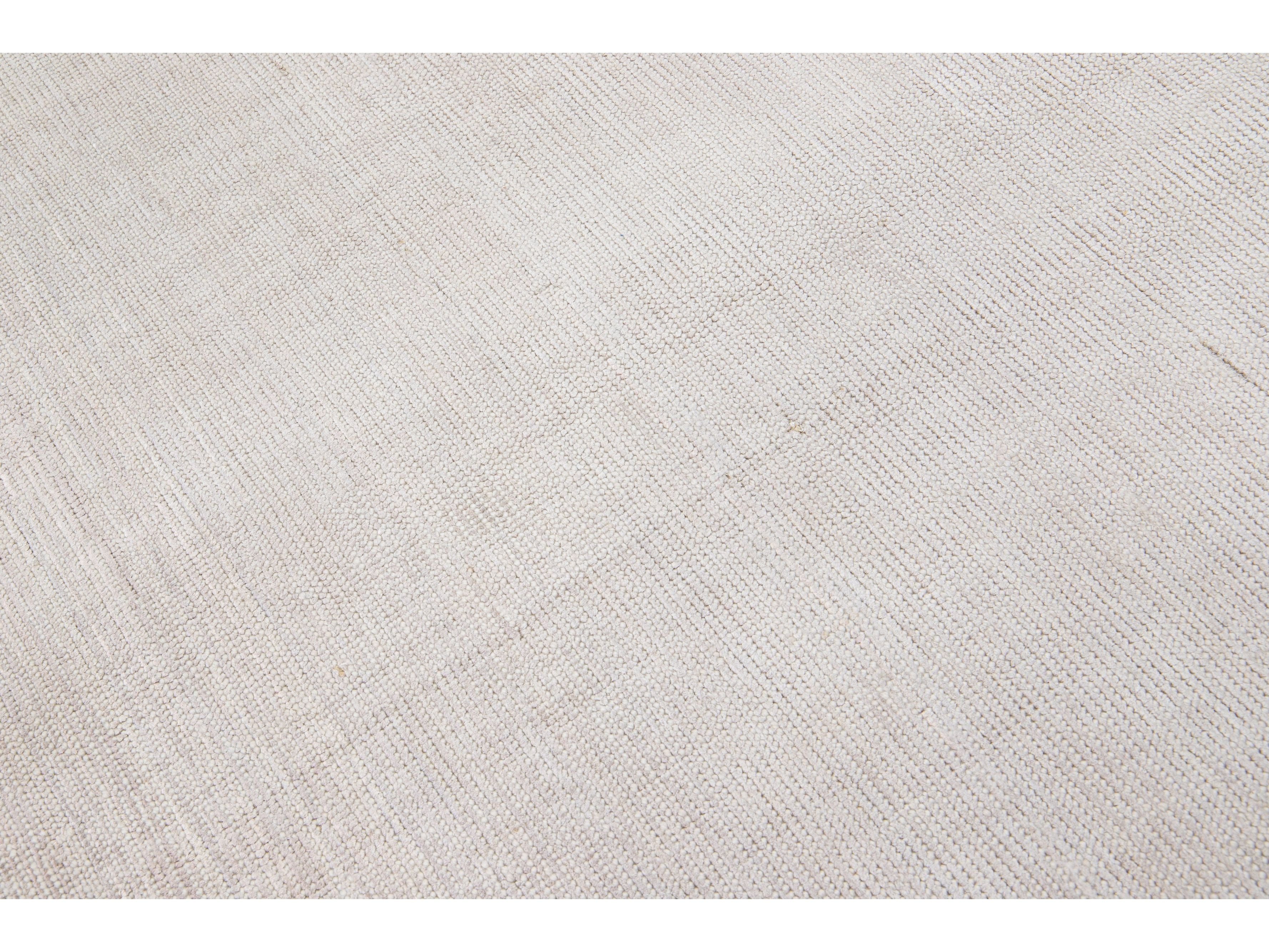 Modern Groove Collection Rug 5 x 8