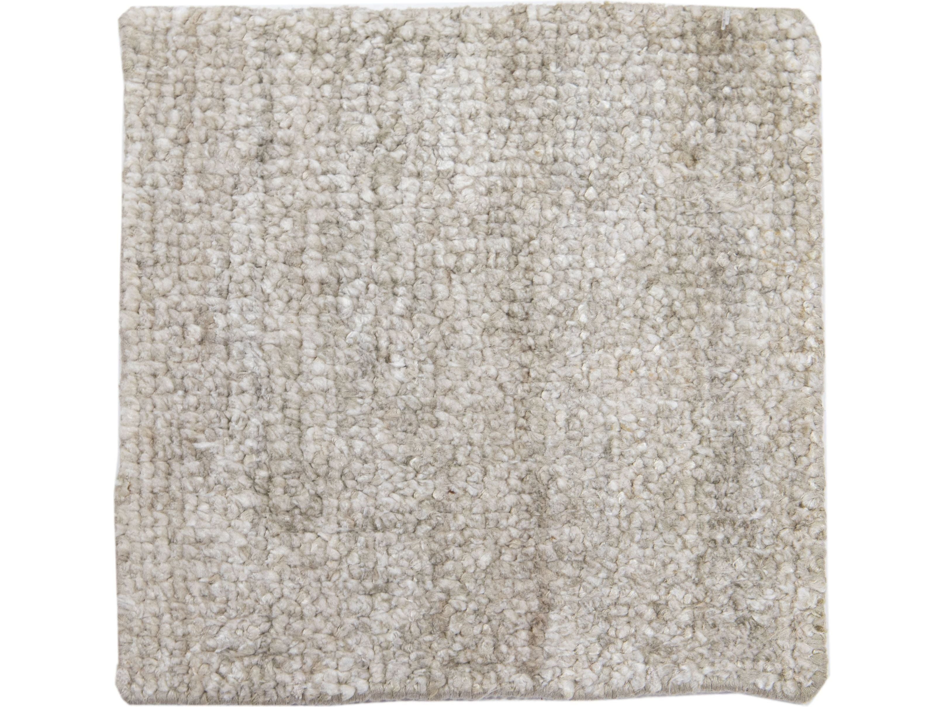 Modern Desert Collection Wool Rug