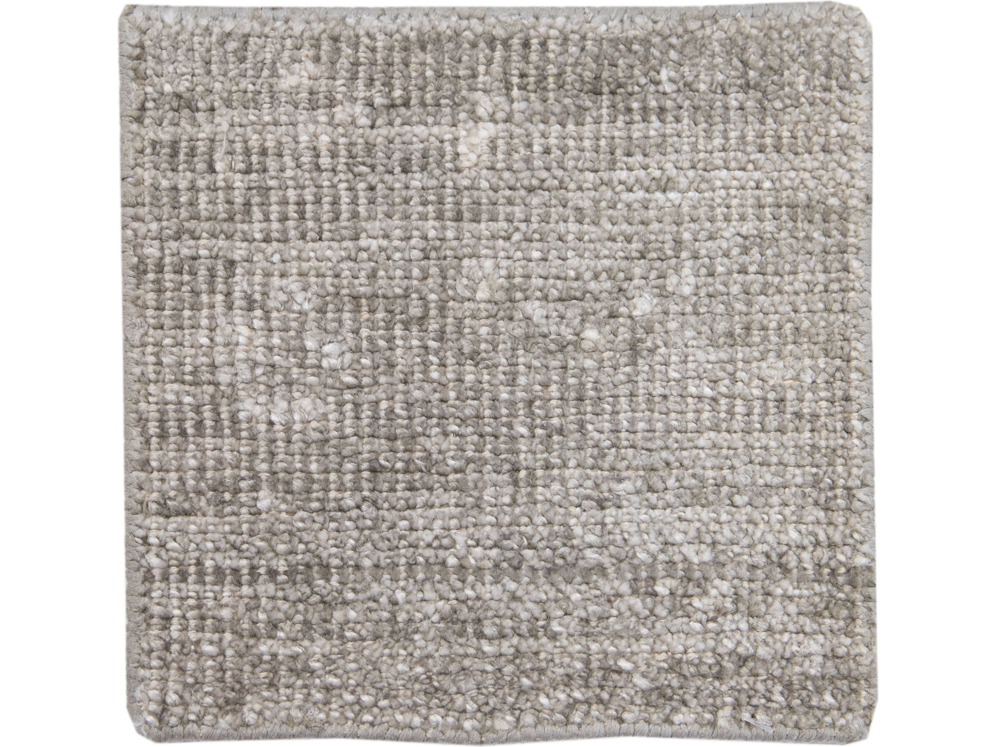 Modern Desert Collection Wool Rug