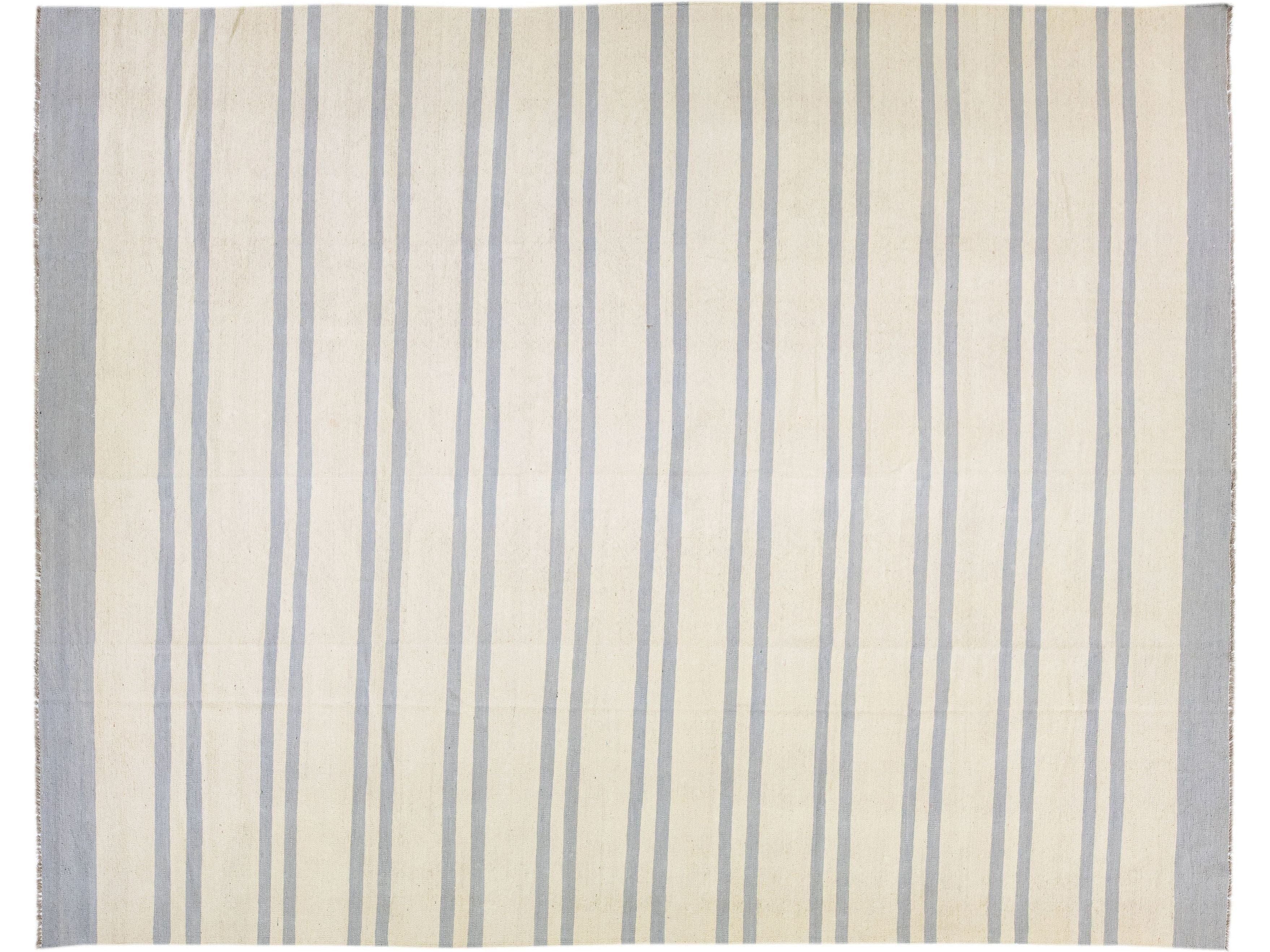 Modern Kilim Flat-Weave Beige & Gray Oversize Wool Rug With Greometric Pattern