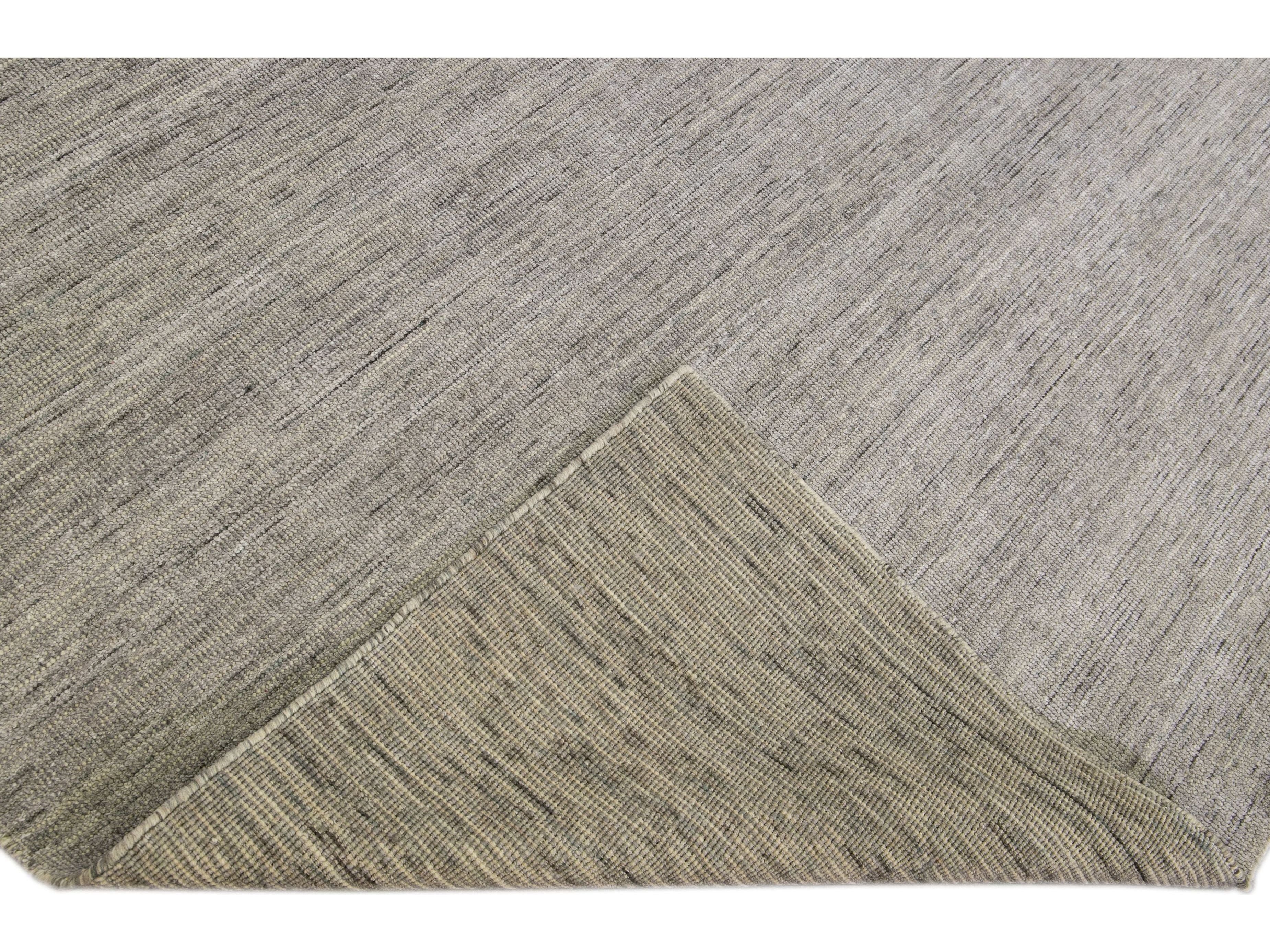 Modern Apadana's Groove Bamboo/Silk Handmade Gray Rug