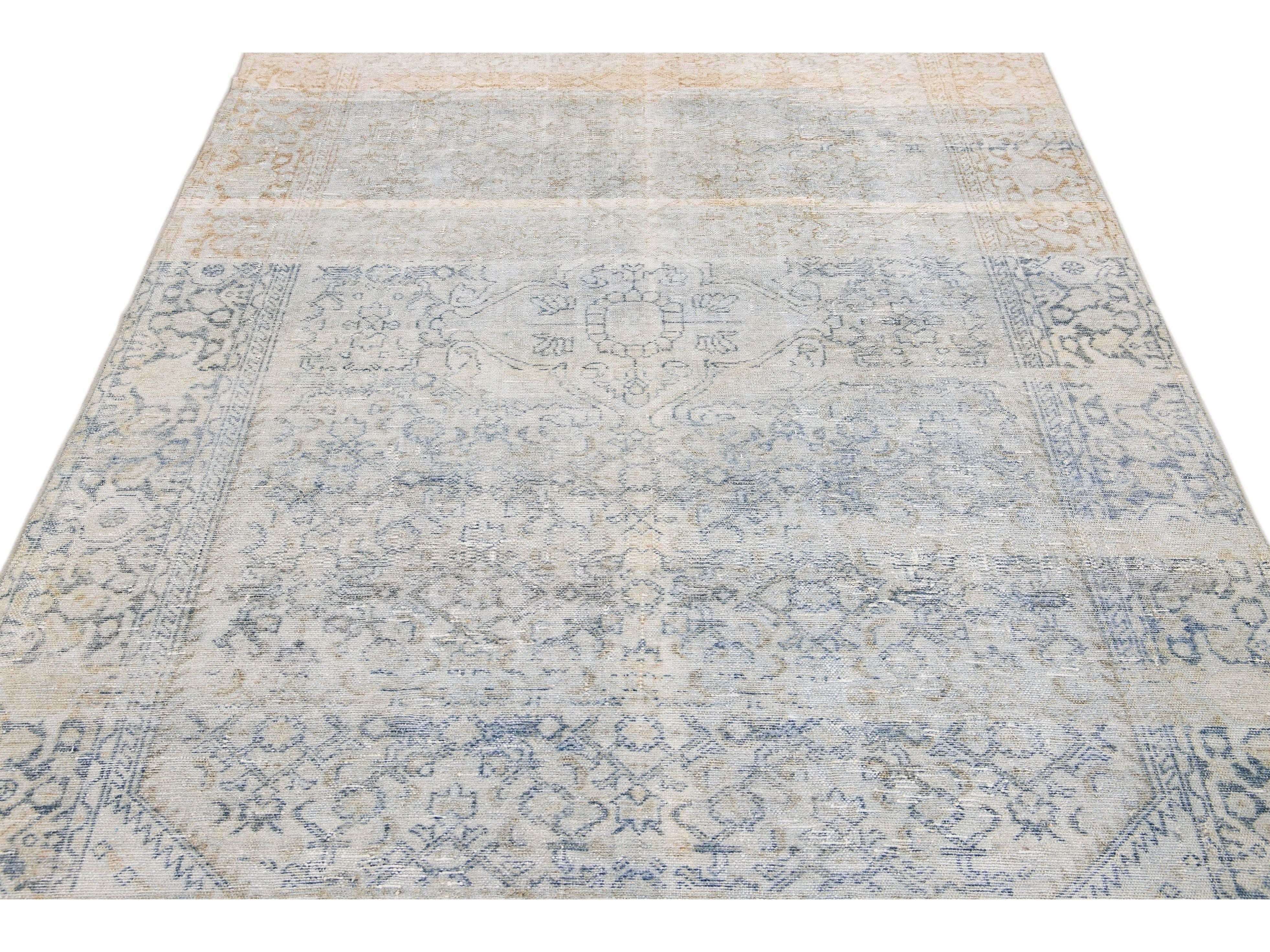 Antique Blue And Beige Mahal Handmade Medallion Floral Wool Rug