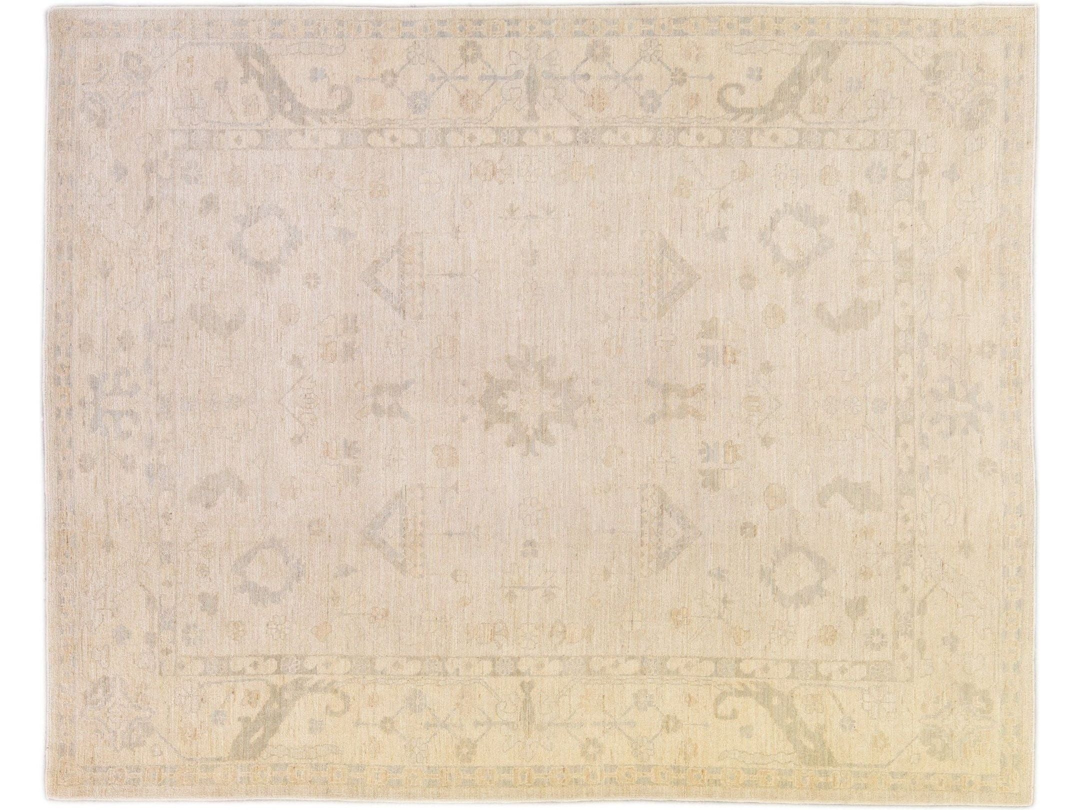 Modern Turkish Oushak Handmade Beige Geometric Floral Pattern Wool Rug