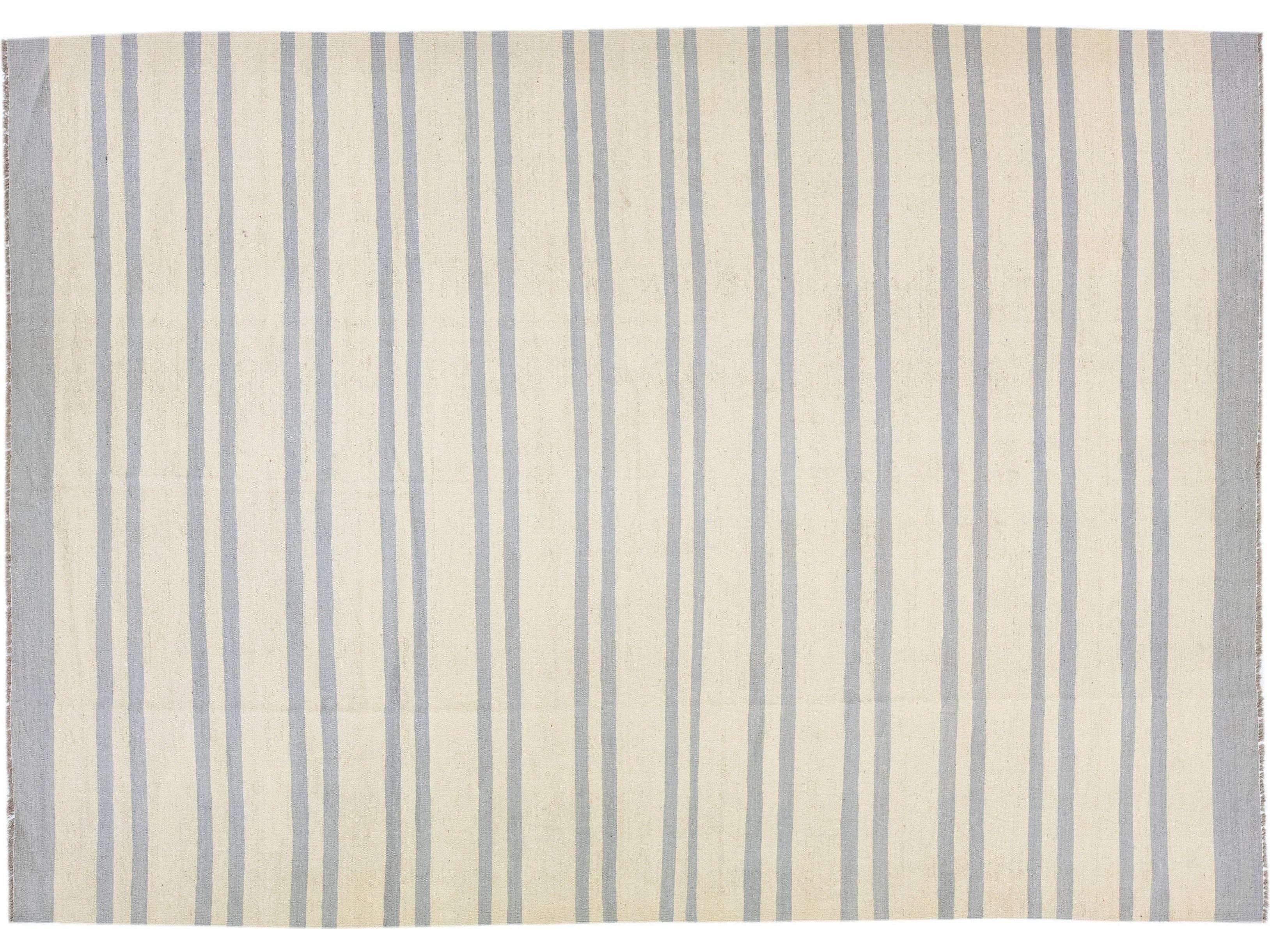Modern Kilim Beige Flat-Weave Room Size Wool Rug with Greometric Pattern