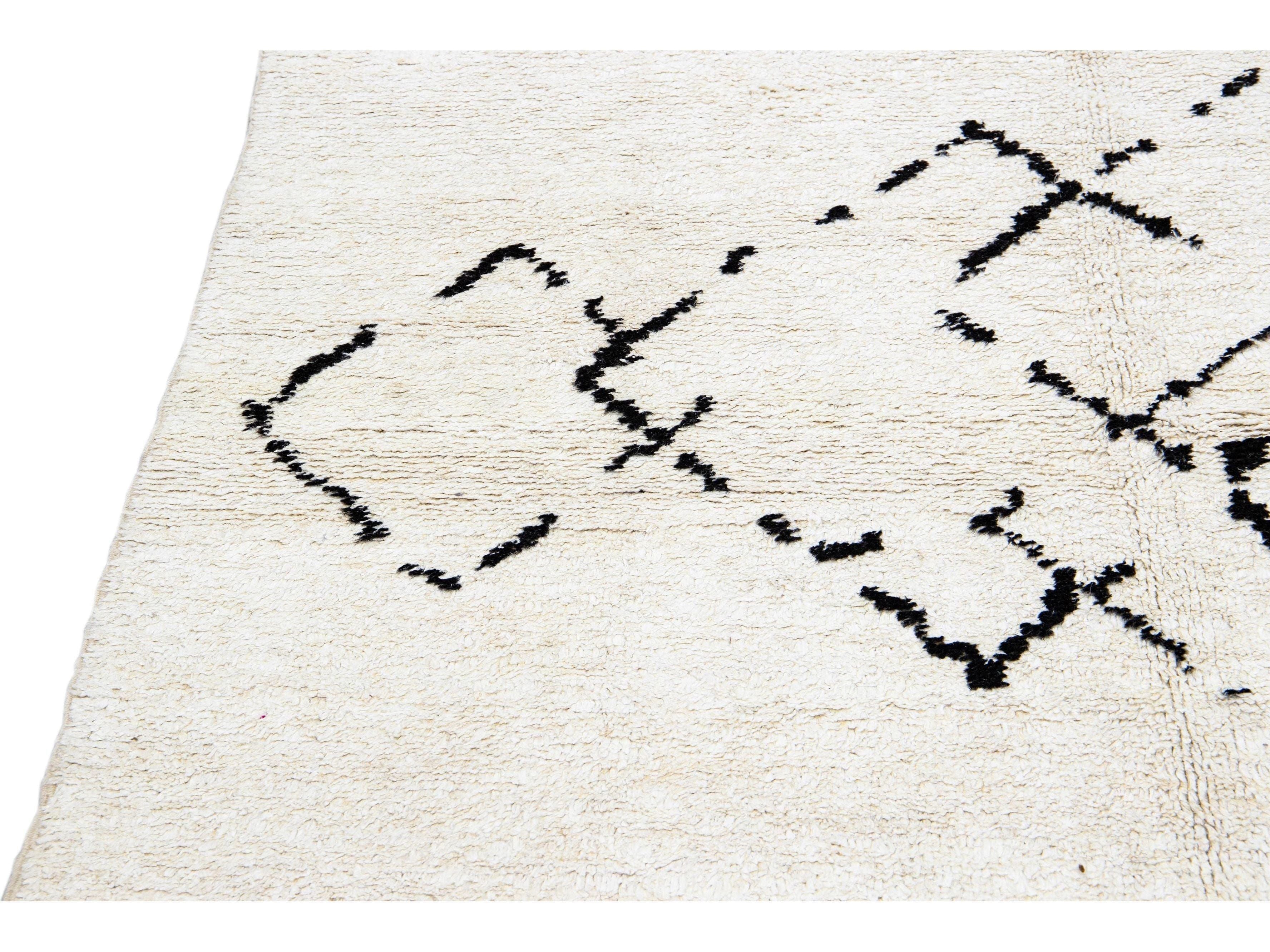 Ivory Modern Moroccan Handmade Minimalism Center Design Wool Rug