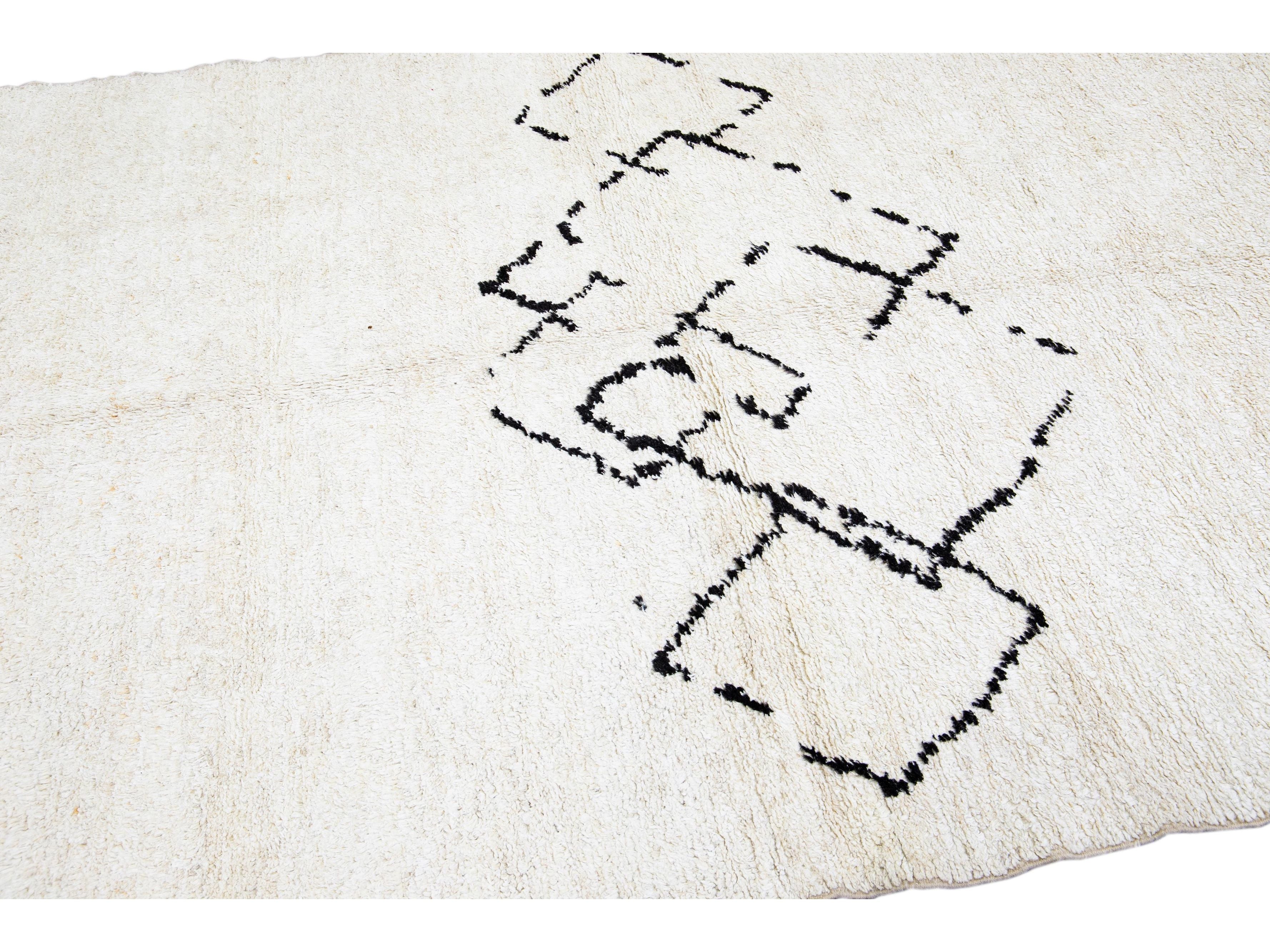 Ivory Modern Moroccan Handmade Minimalism Center Design Wool Rug