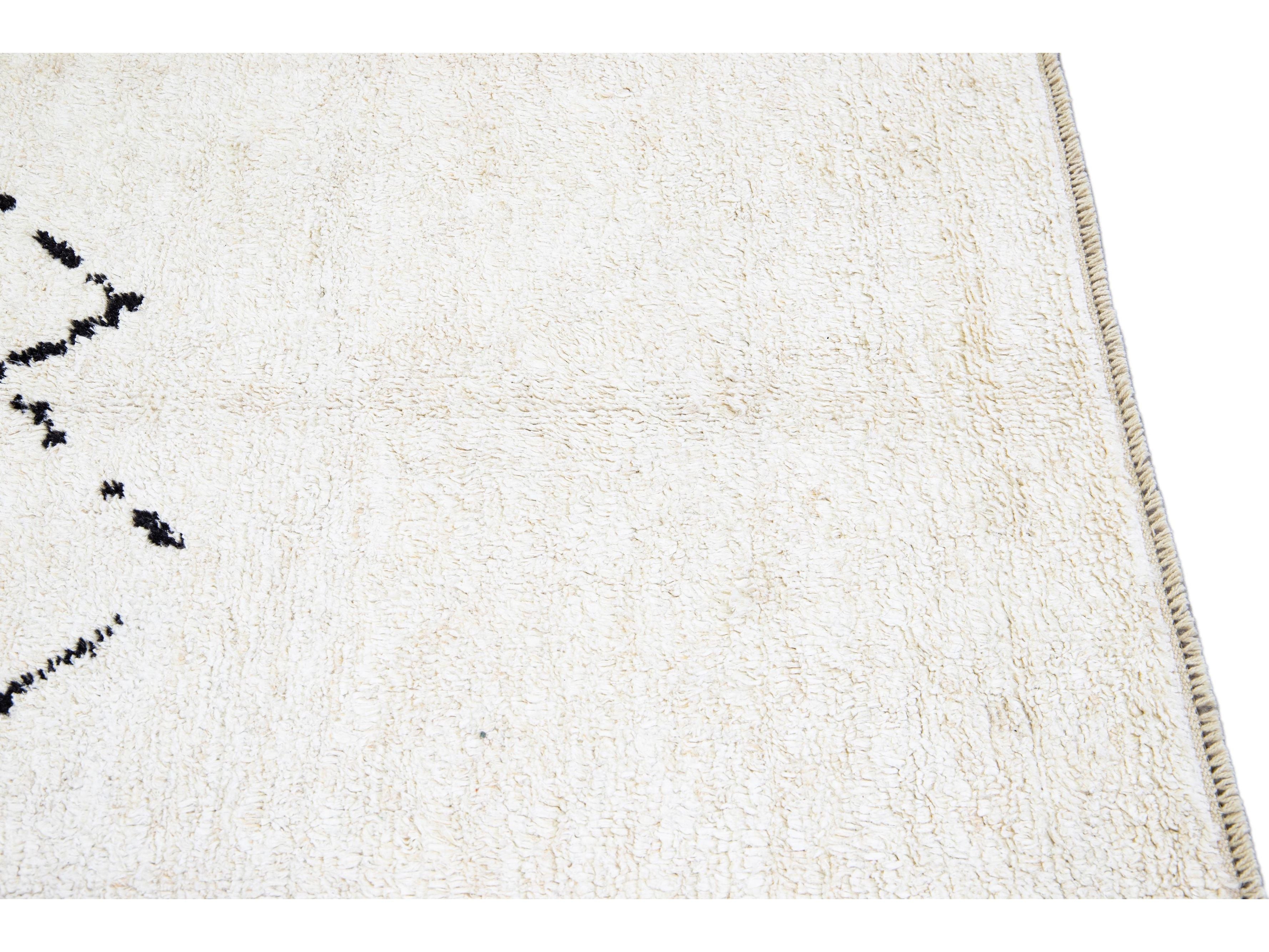 Ivory Modern Moroccan Handmade Minimalism Center Design Wool Rug