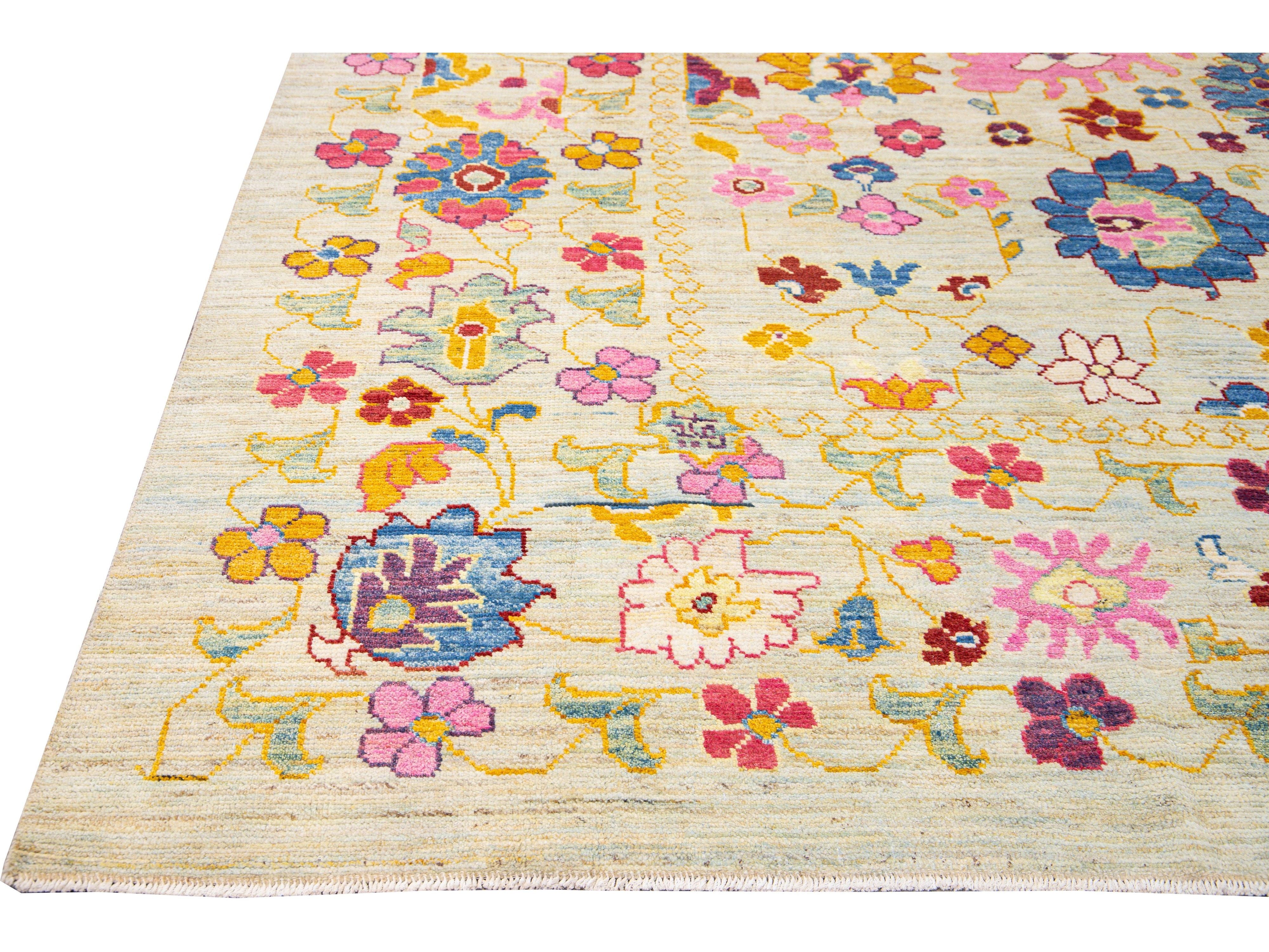 Modern Oushak Handmade Beige Floral Oversize Wool Rug