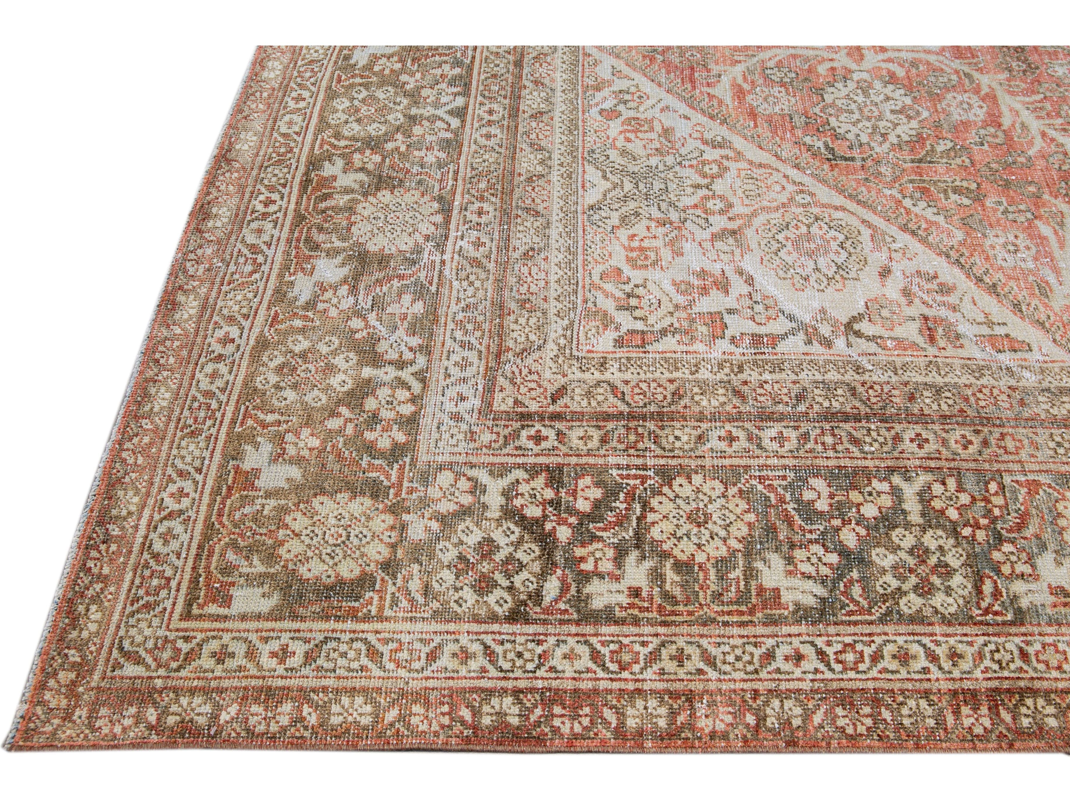 Red Antique Mahal Handmade Medallion Designed Wool Rug