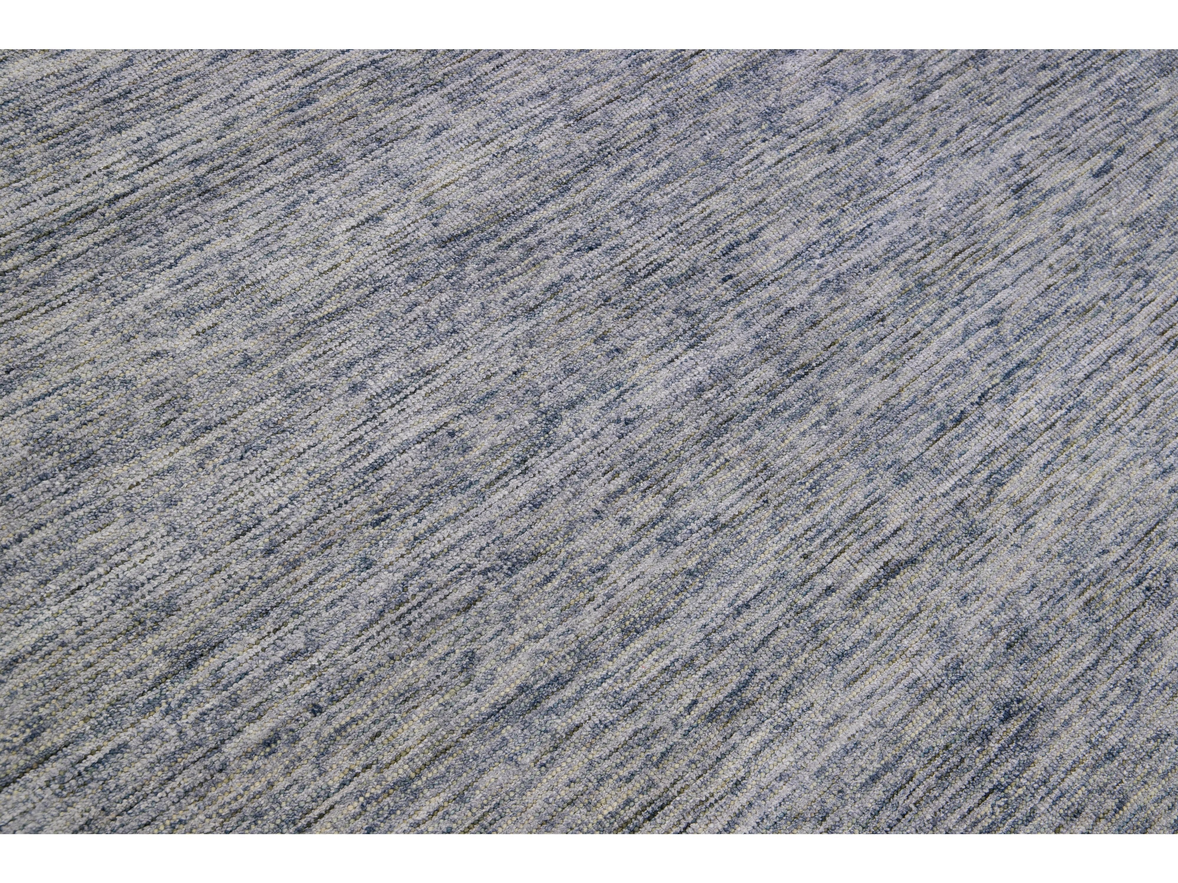 Modern Apadana's Groove Bamboo/Silk Handmade Blue Rug
